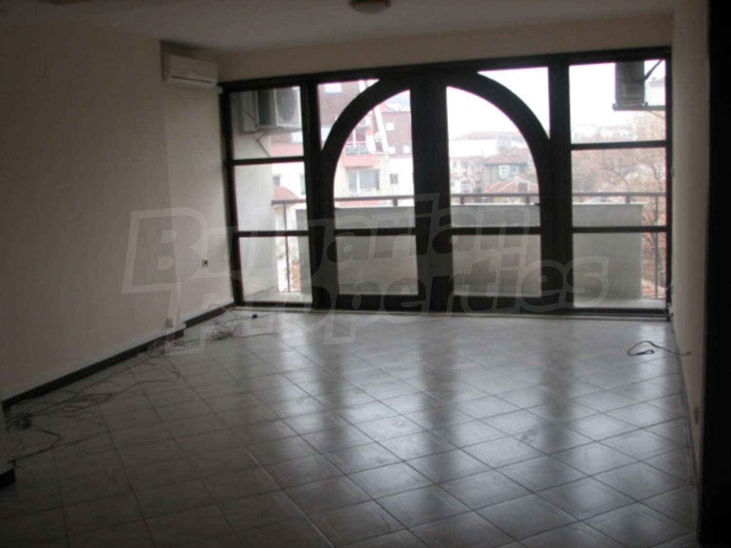 Gallery Picture 33