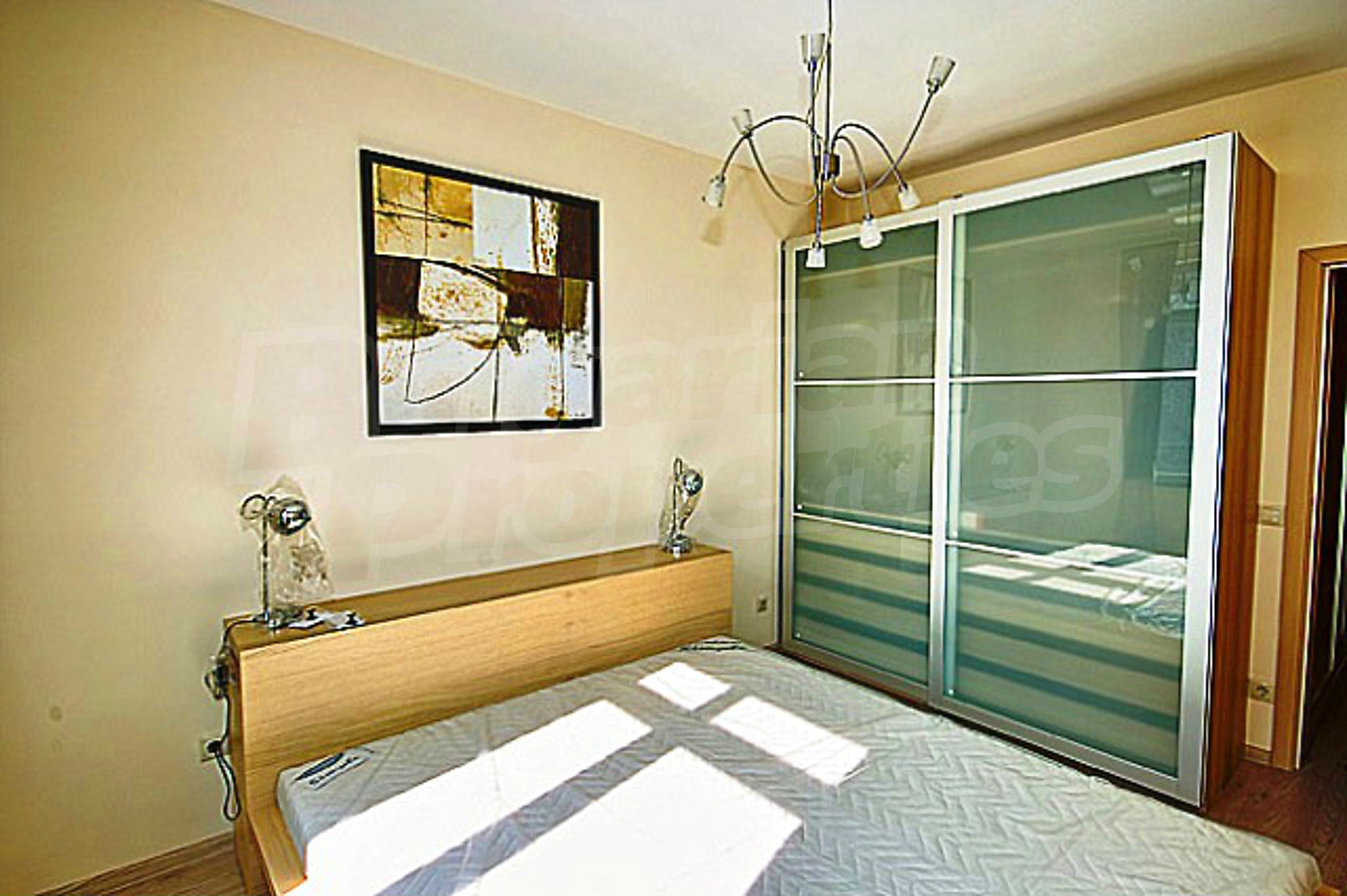 Gallery Picture 7