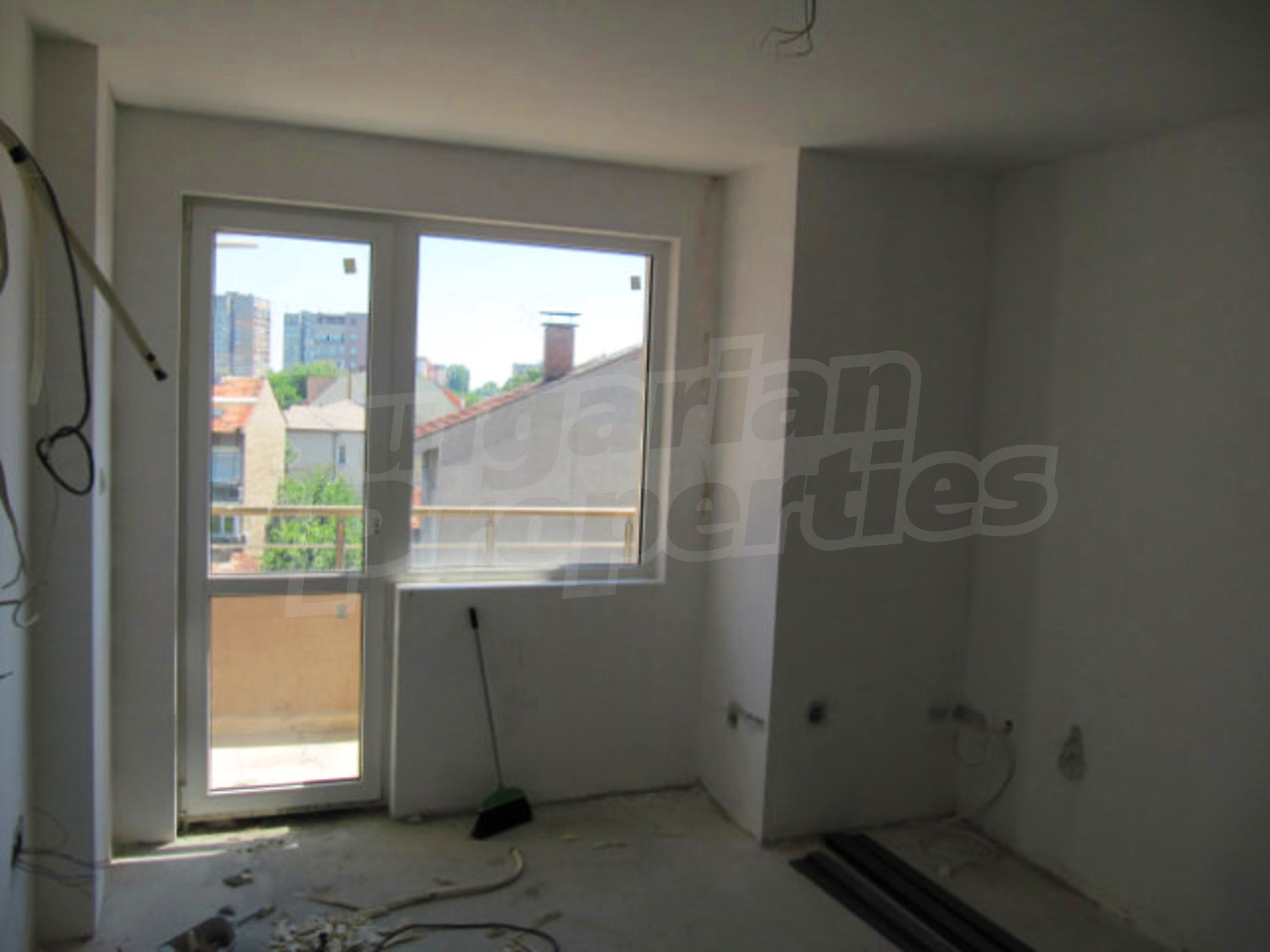 Gallery Picture 10