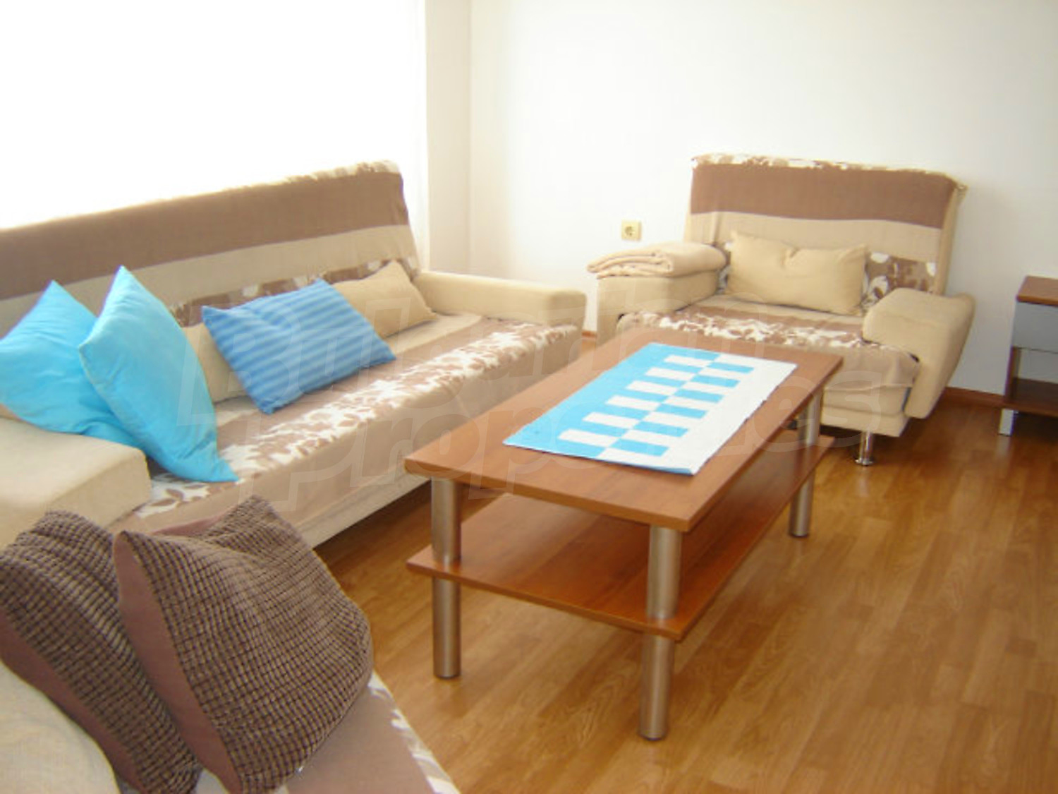 Gallery Picture 10