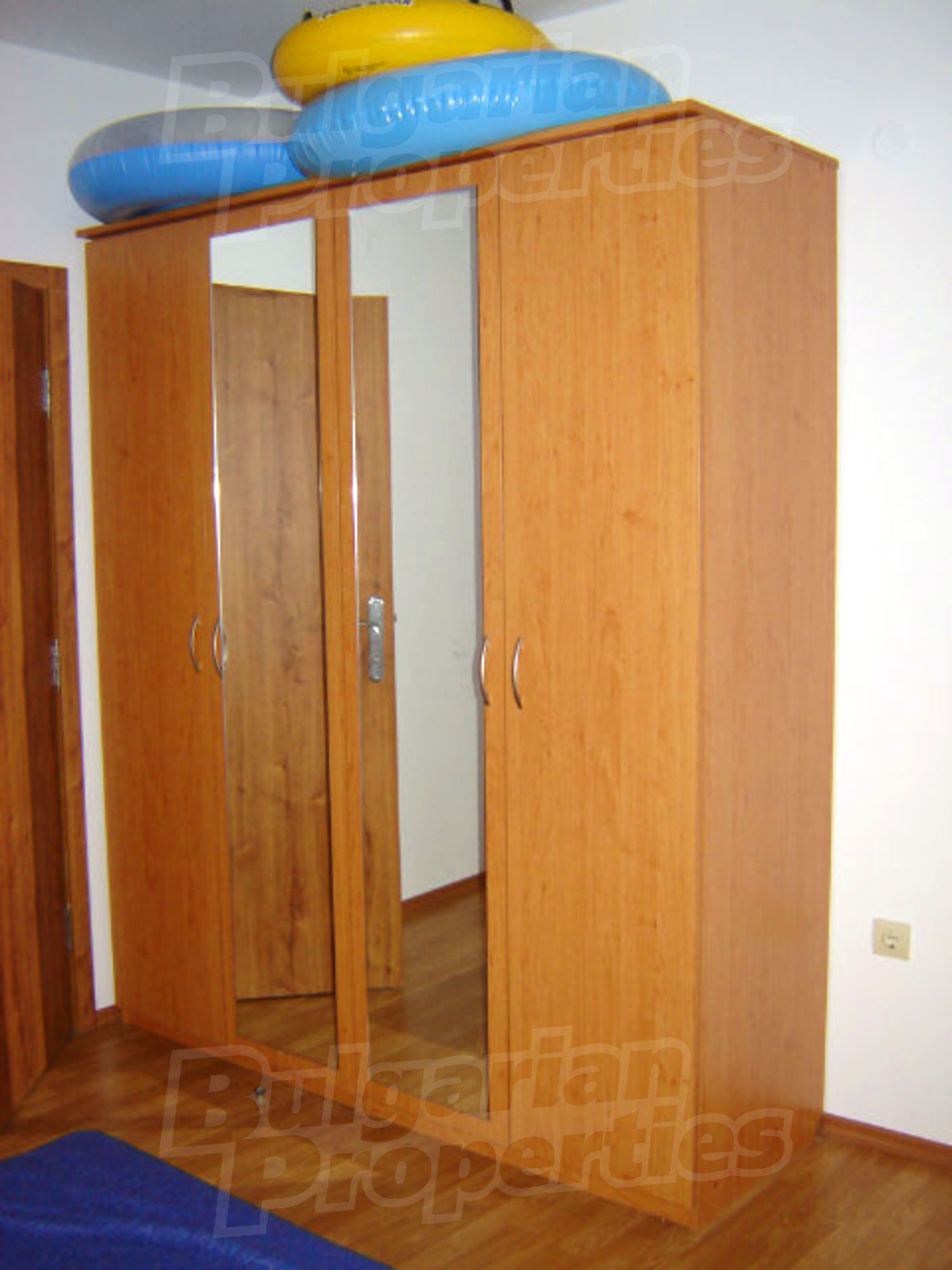 Gallery Picture 14