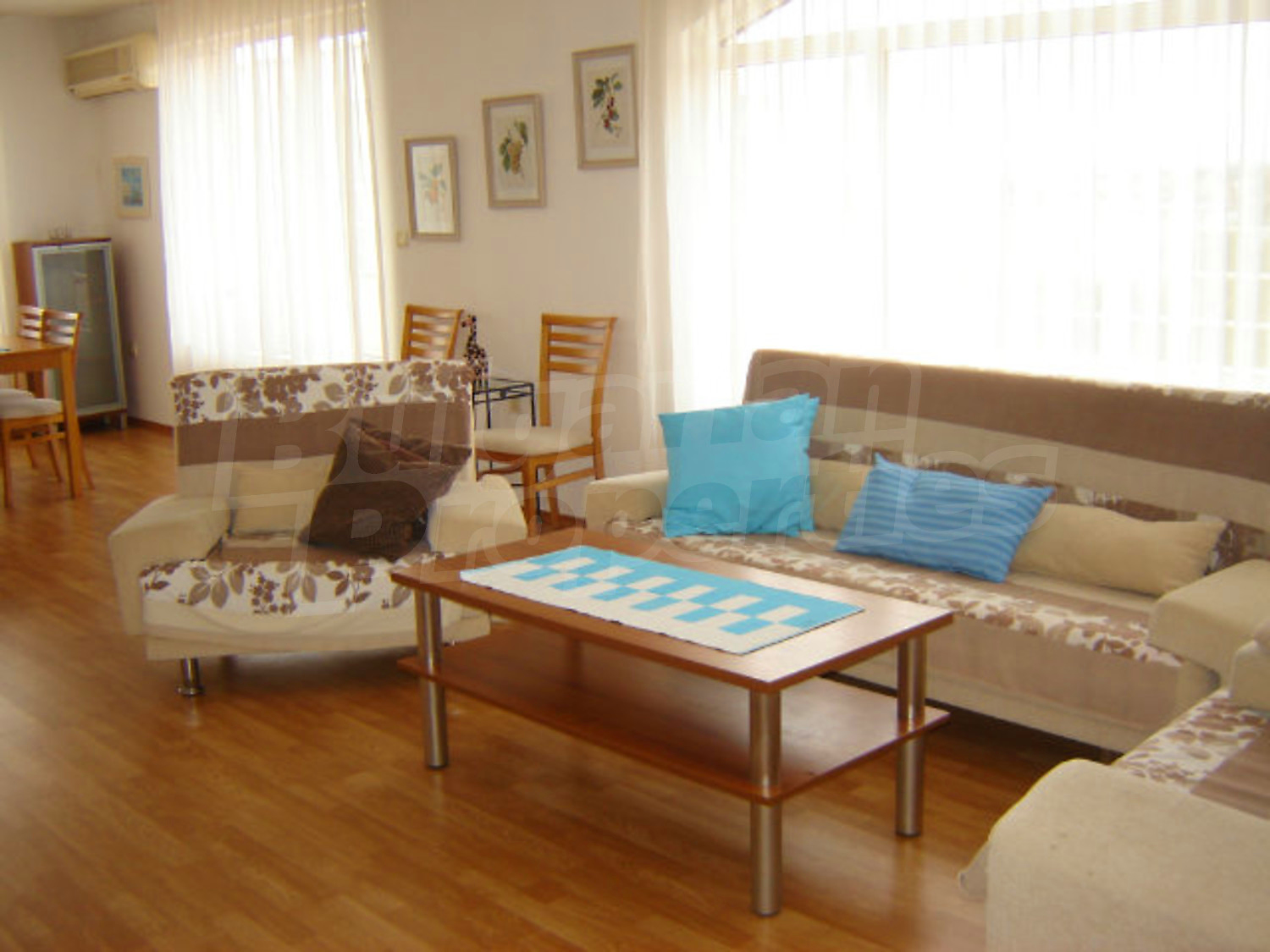 Gallery Picture 9