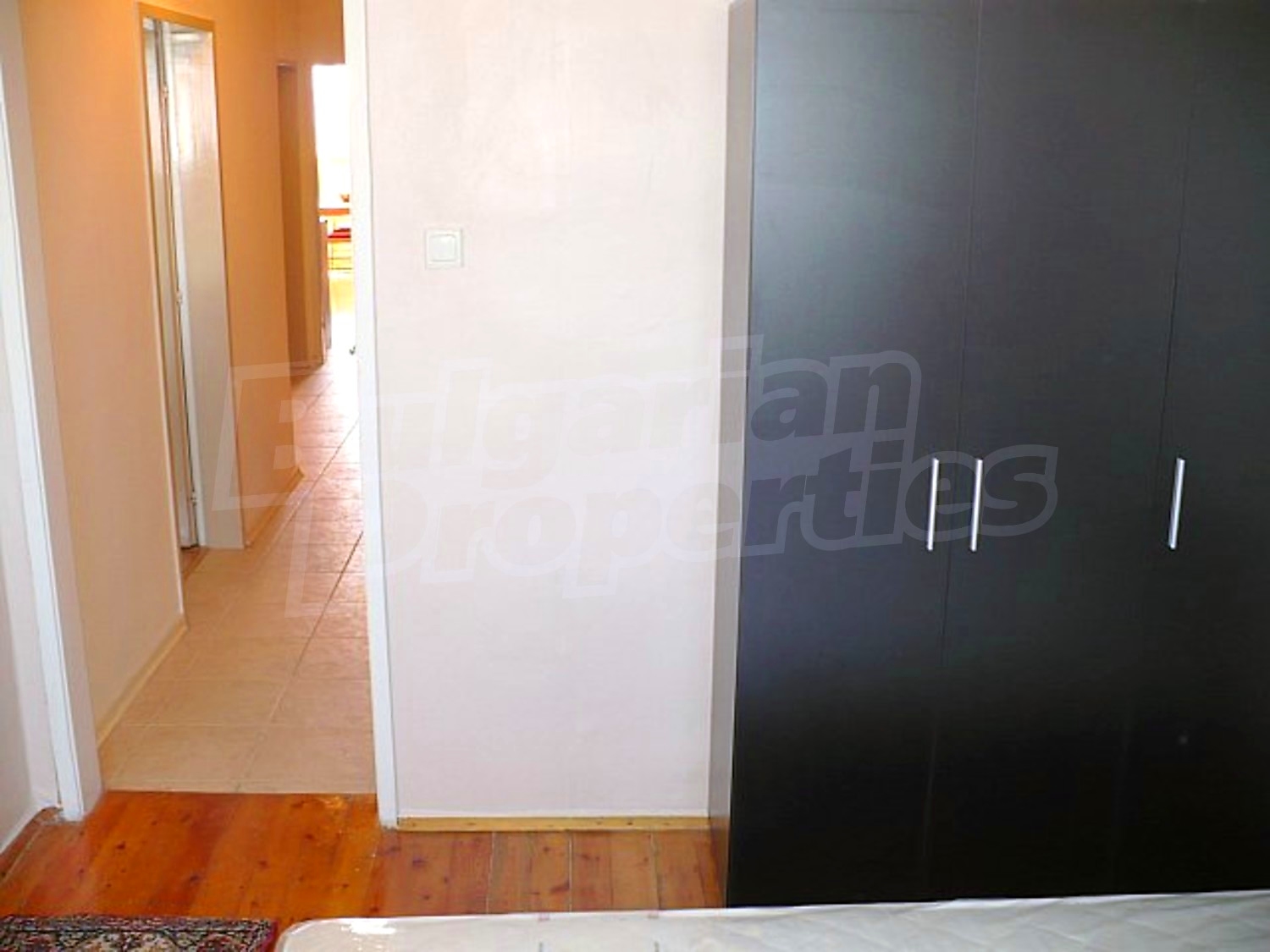 Gallery Picture 16
