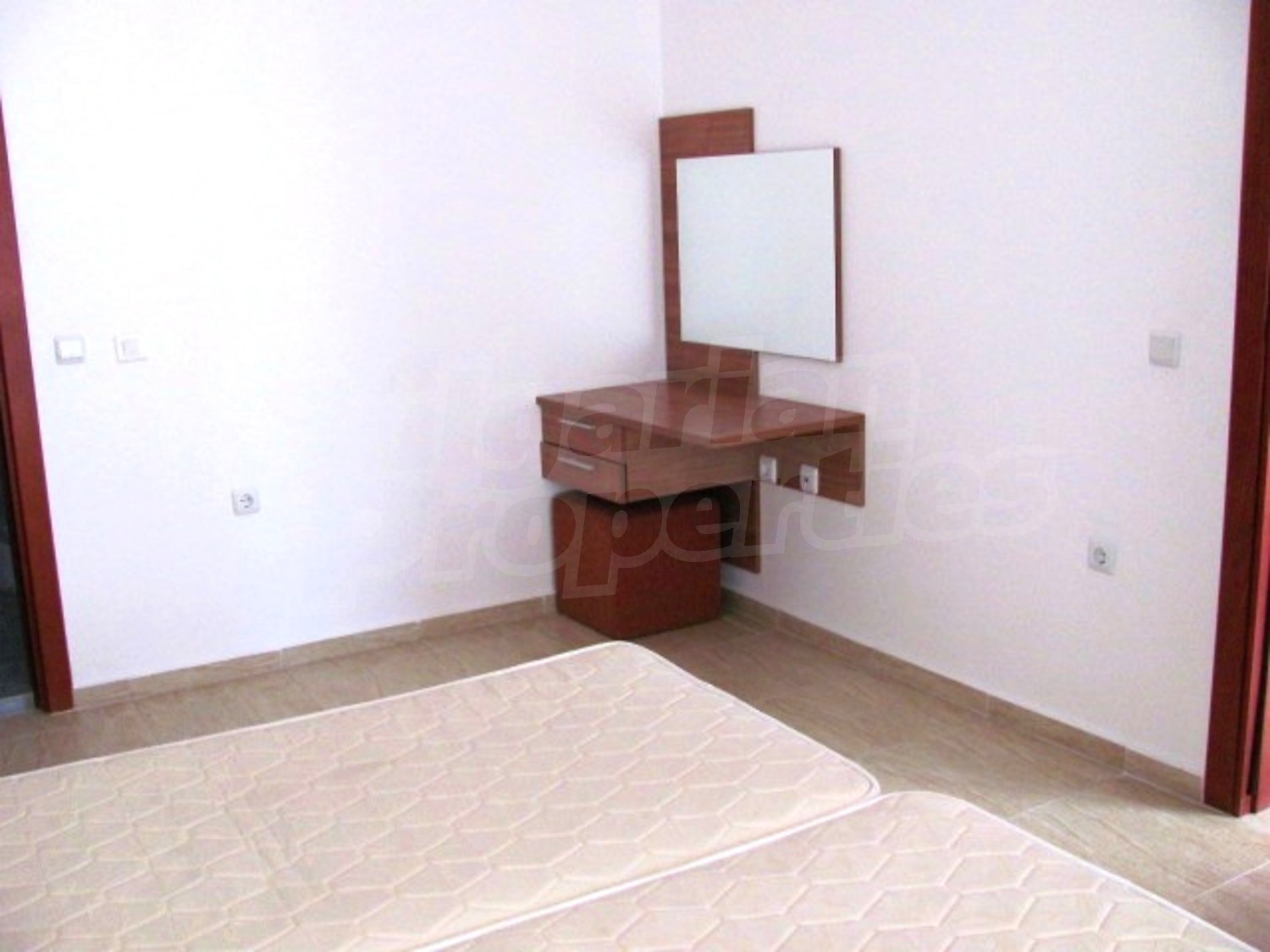 Gallery Picture 19