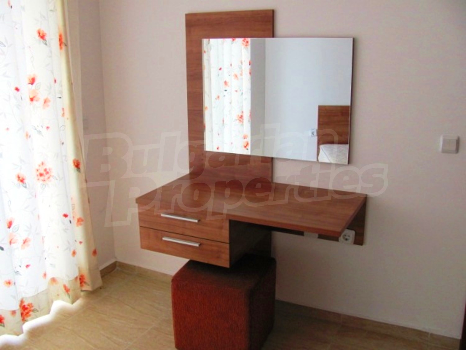 Gallery Picture 24