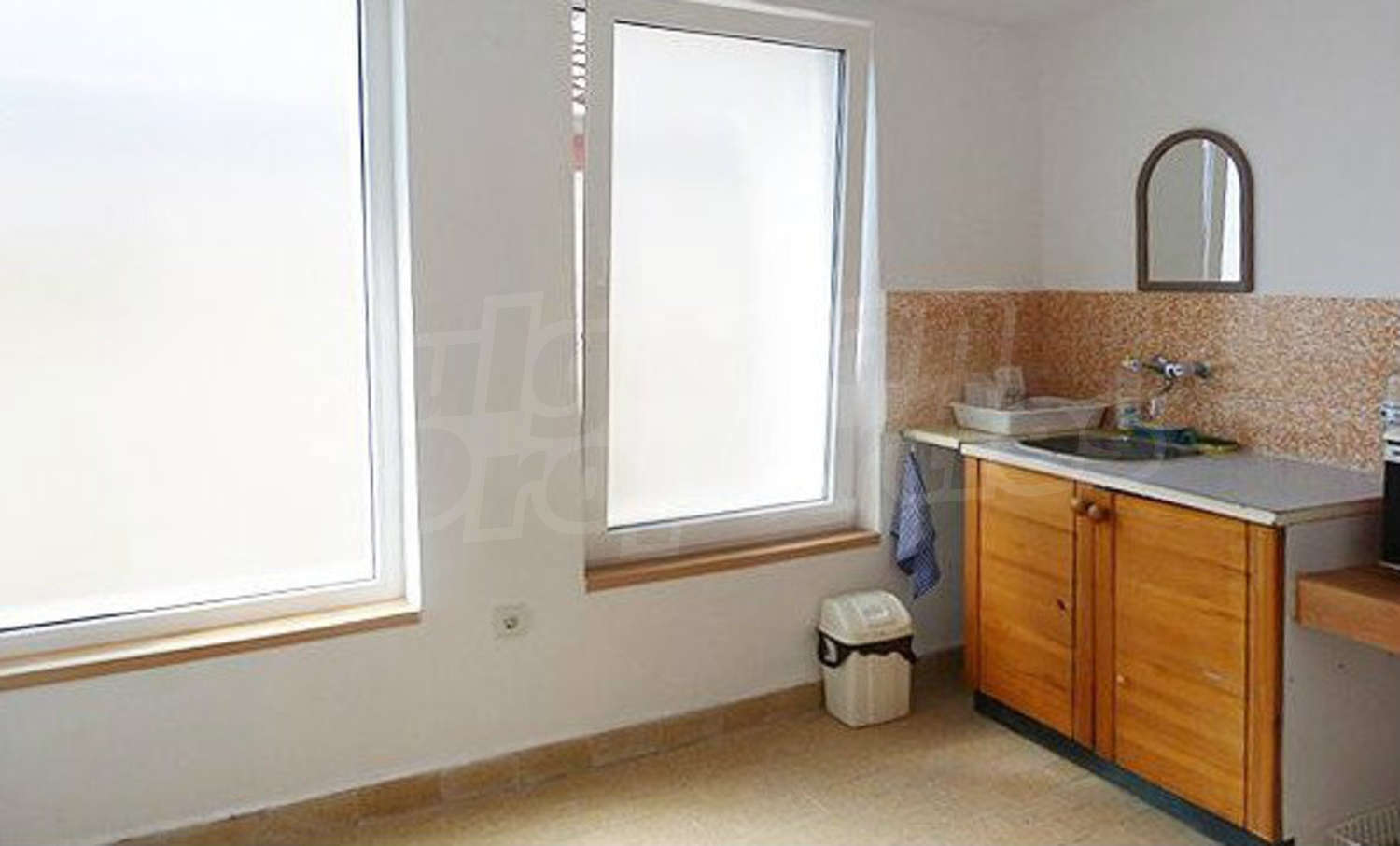 Gallery Picture 5