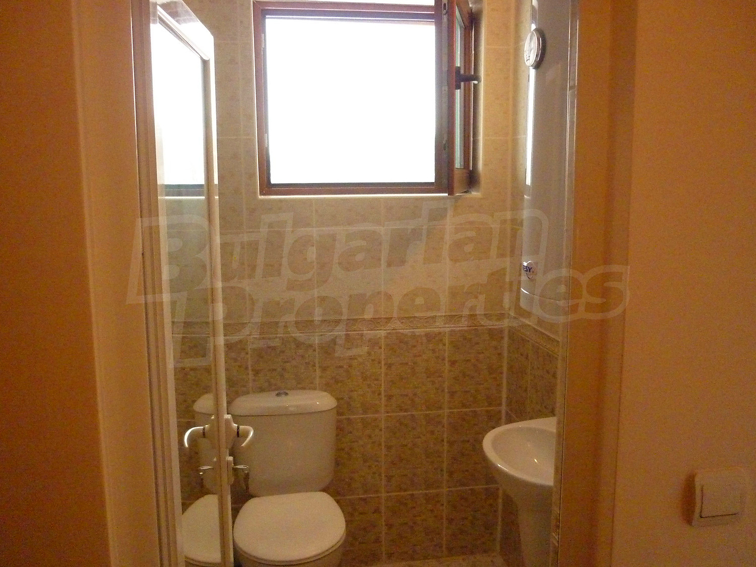 Gallery Picture 9