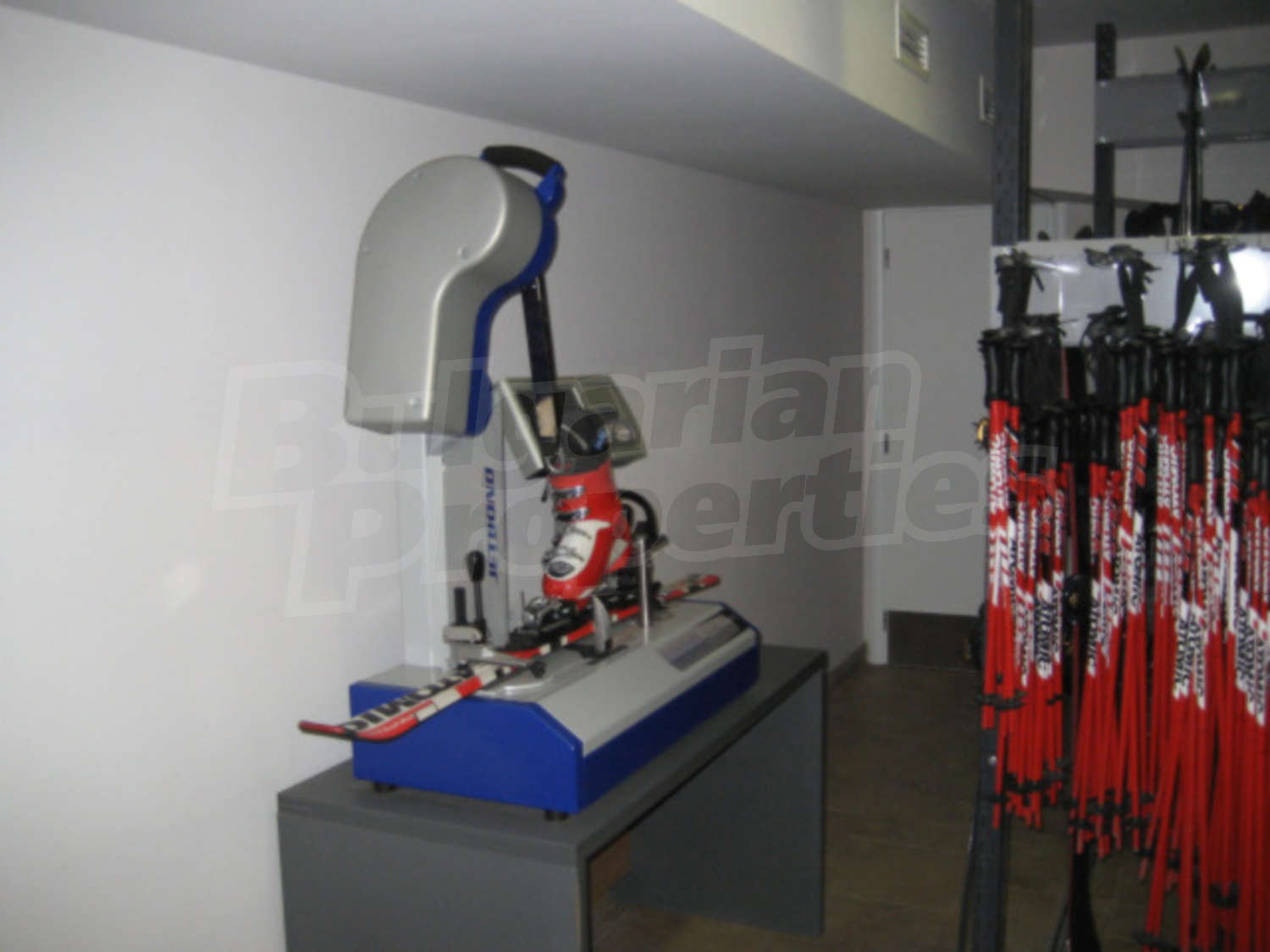 Gallery Picture 30