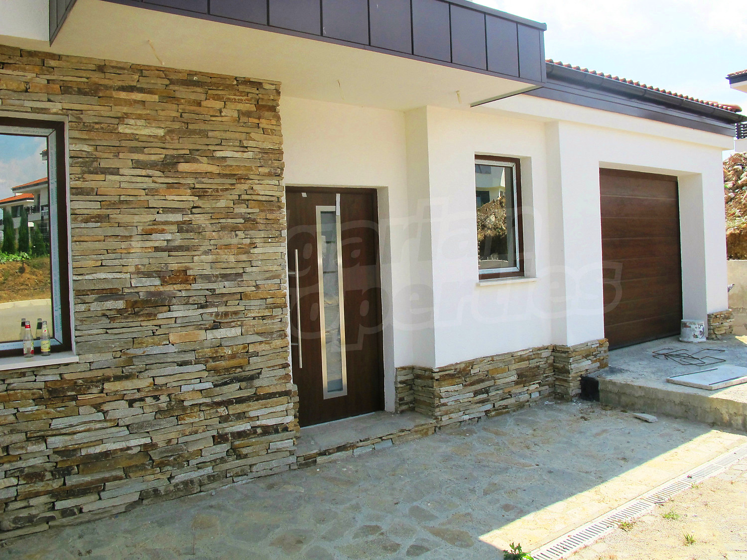 Gallery Picture 29