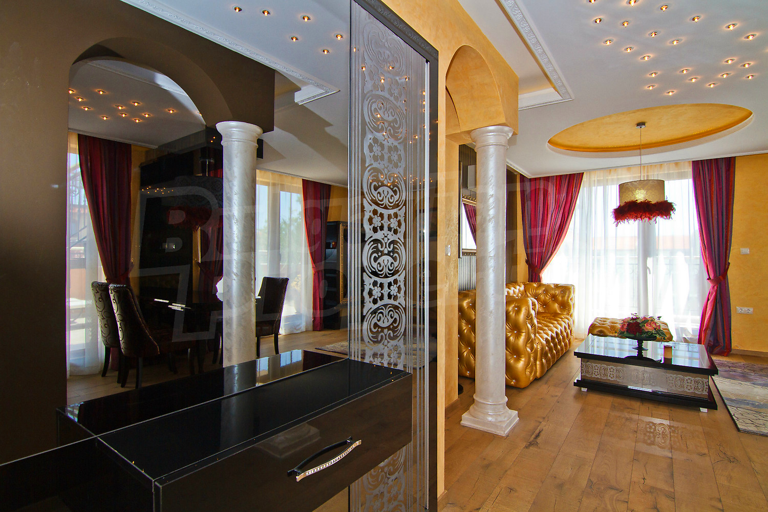 Gallery Picture 19