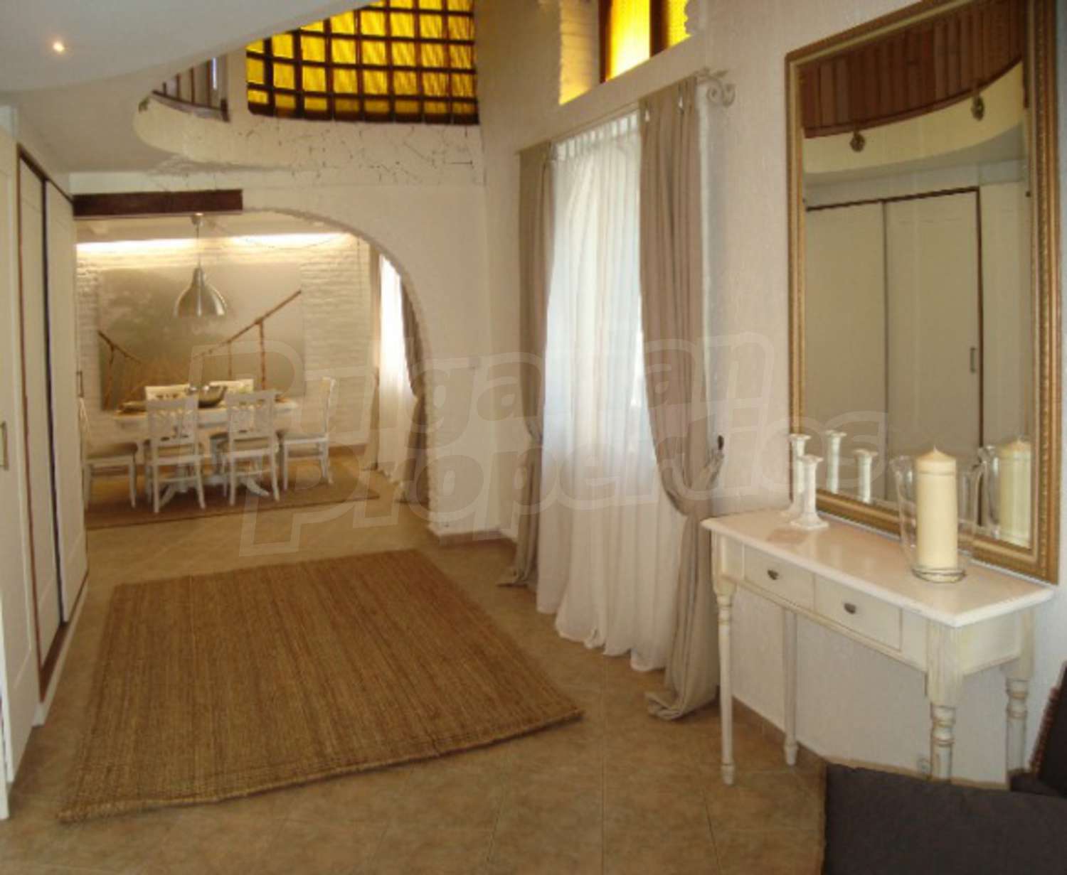 Gallery Picture 6