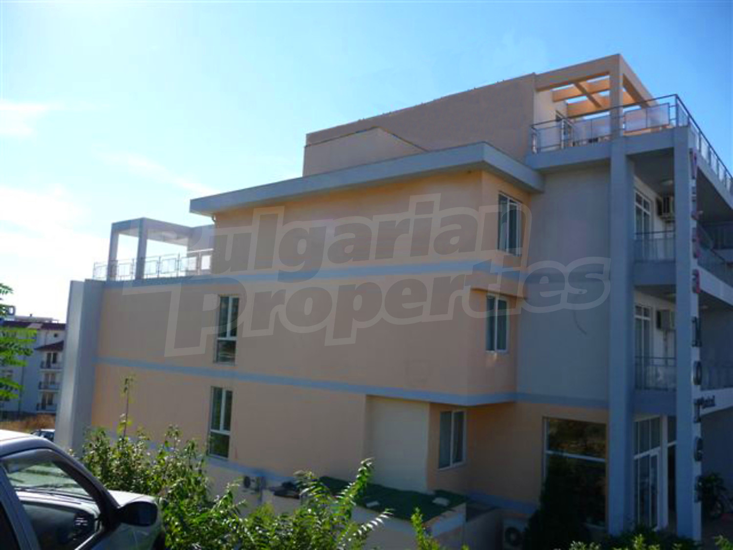 Gallery Picture 2