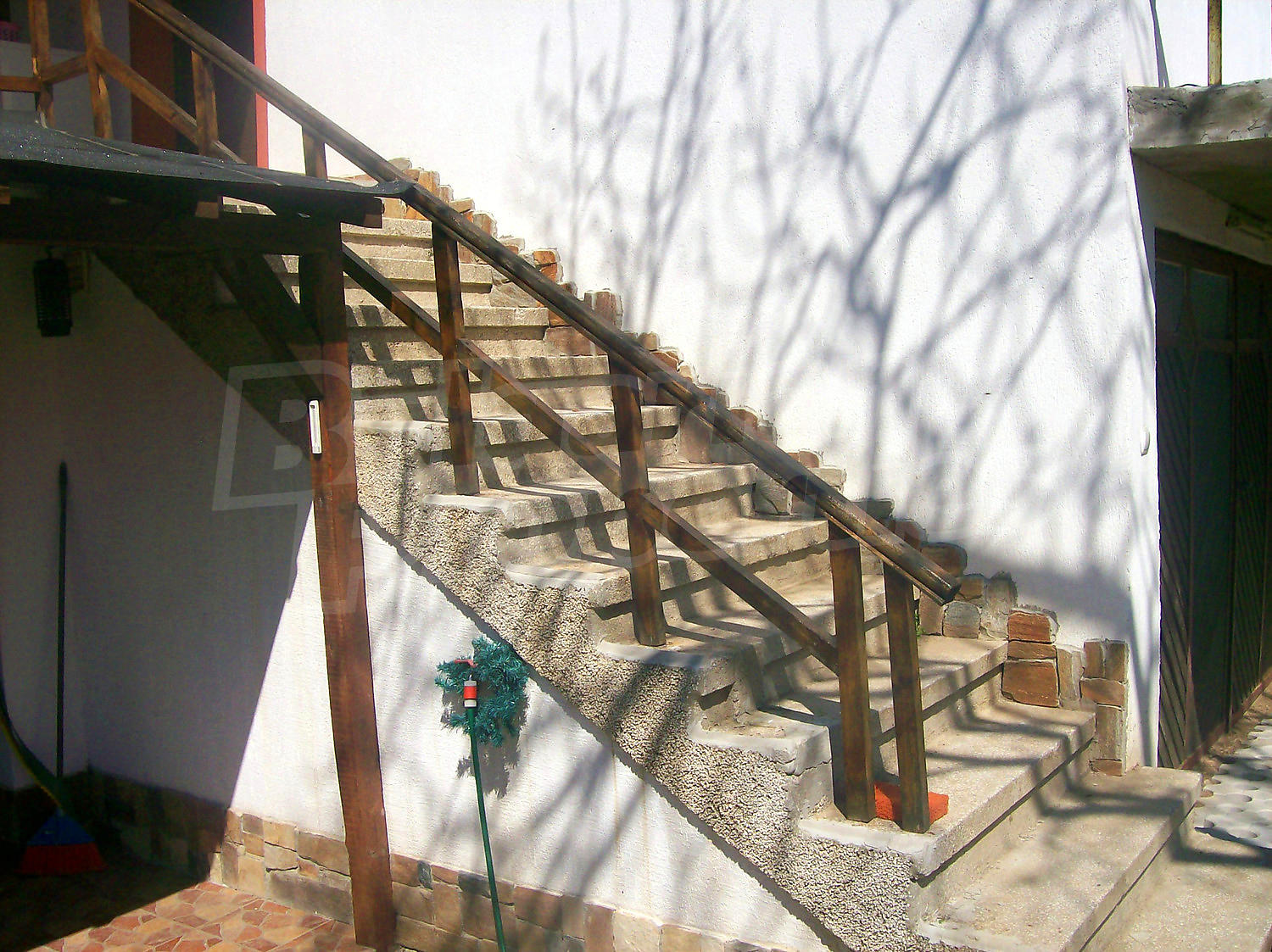 Gallery Picture 19