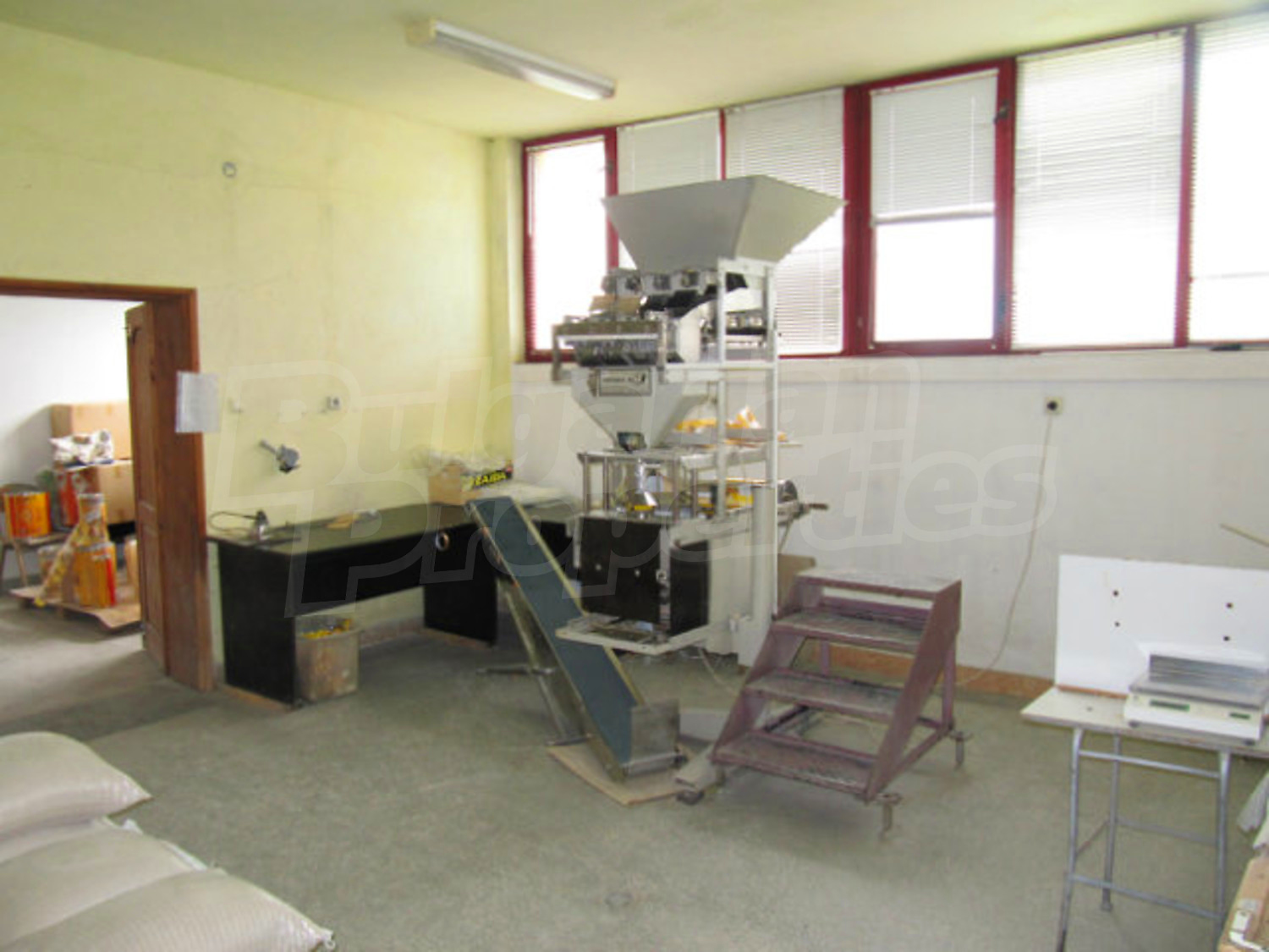 Gallery Picture 24