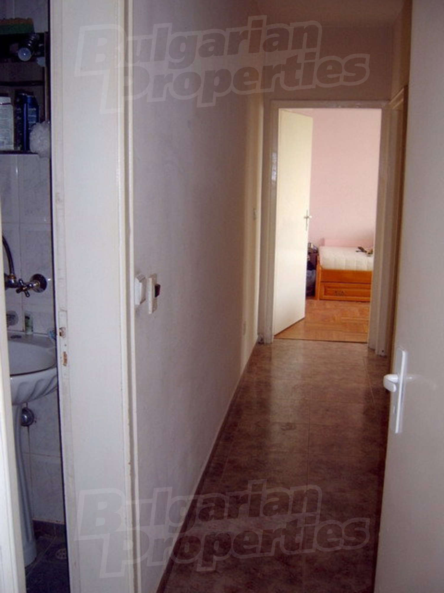 Gallery Picture 6