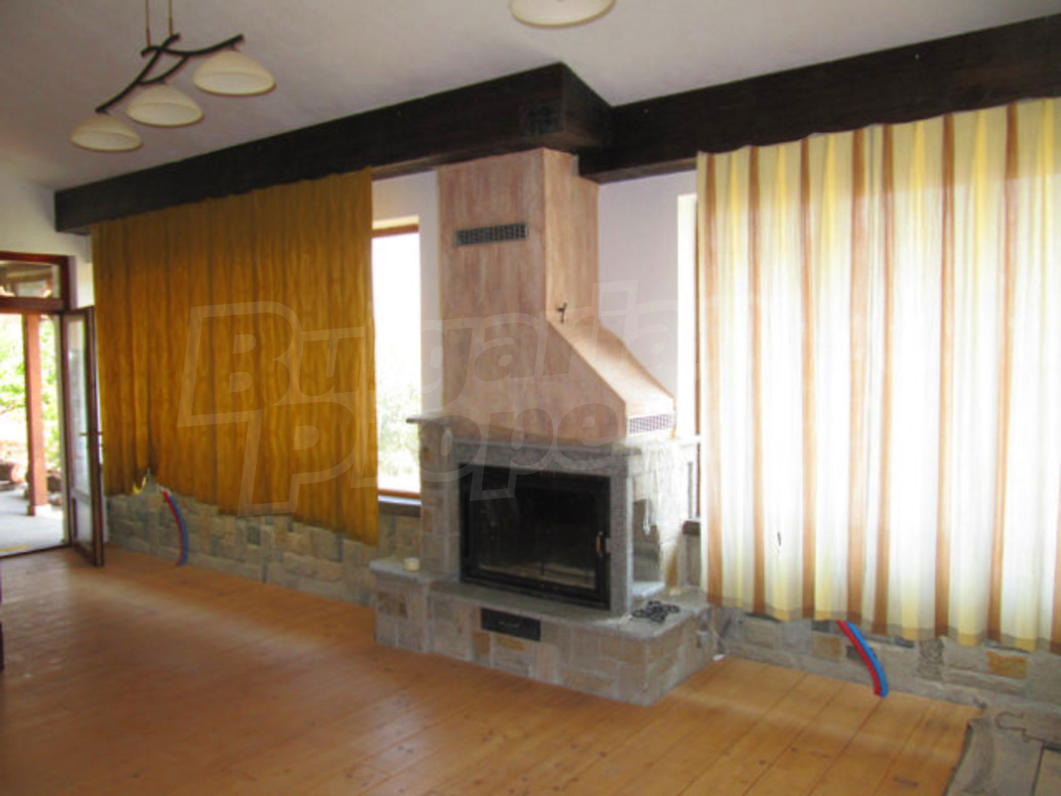 Gallery Picture 10