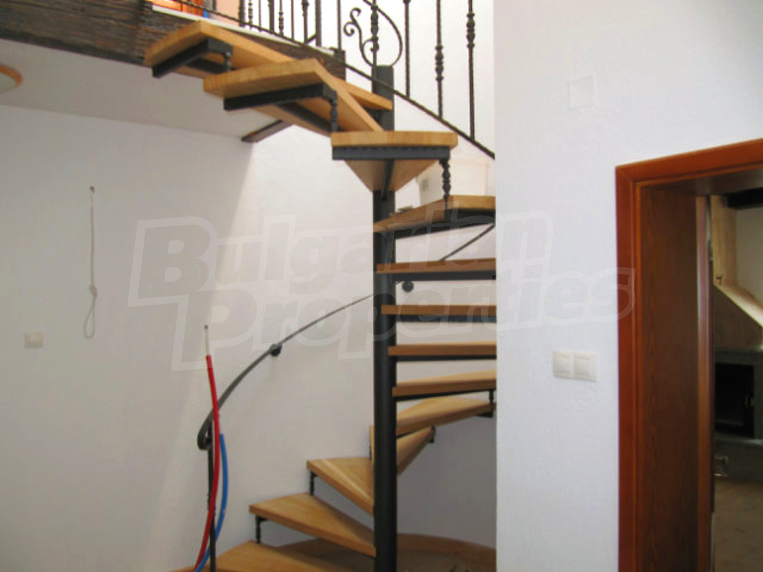 Gallery Picture 12