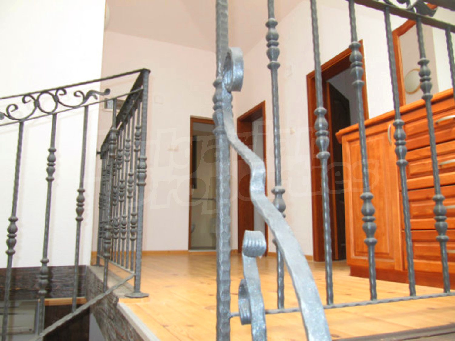 Gallery Picture 18