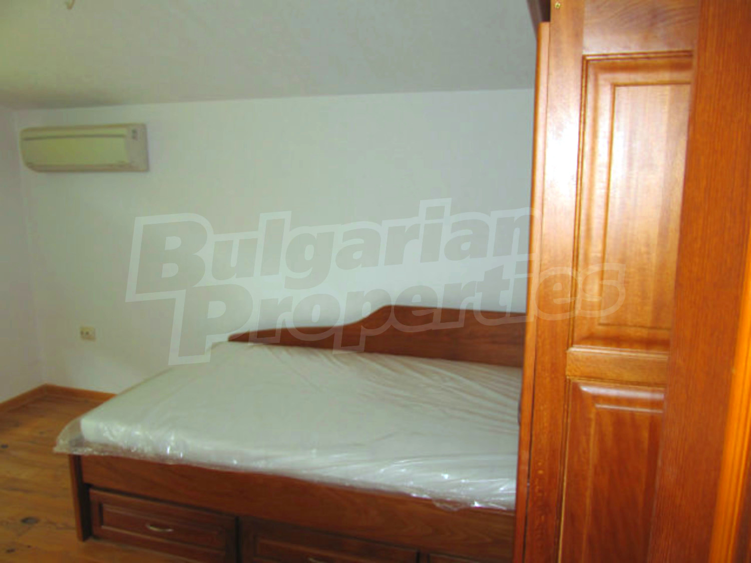 Gallery Picture 23