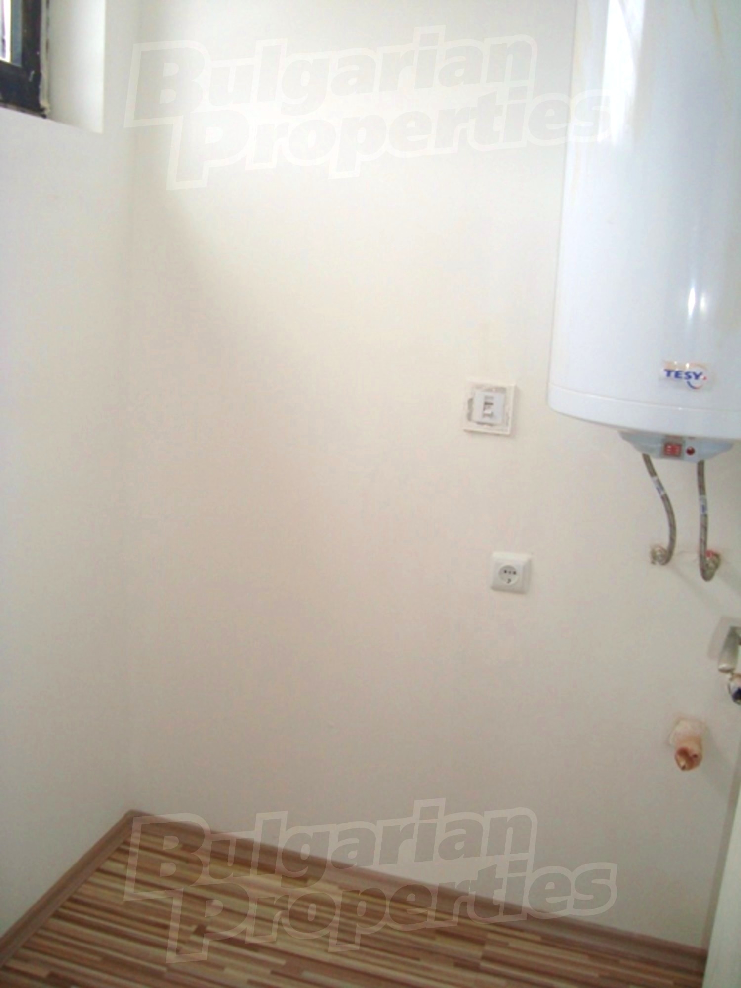Gallery Picture 4