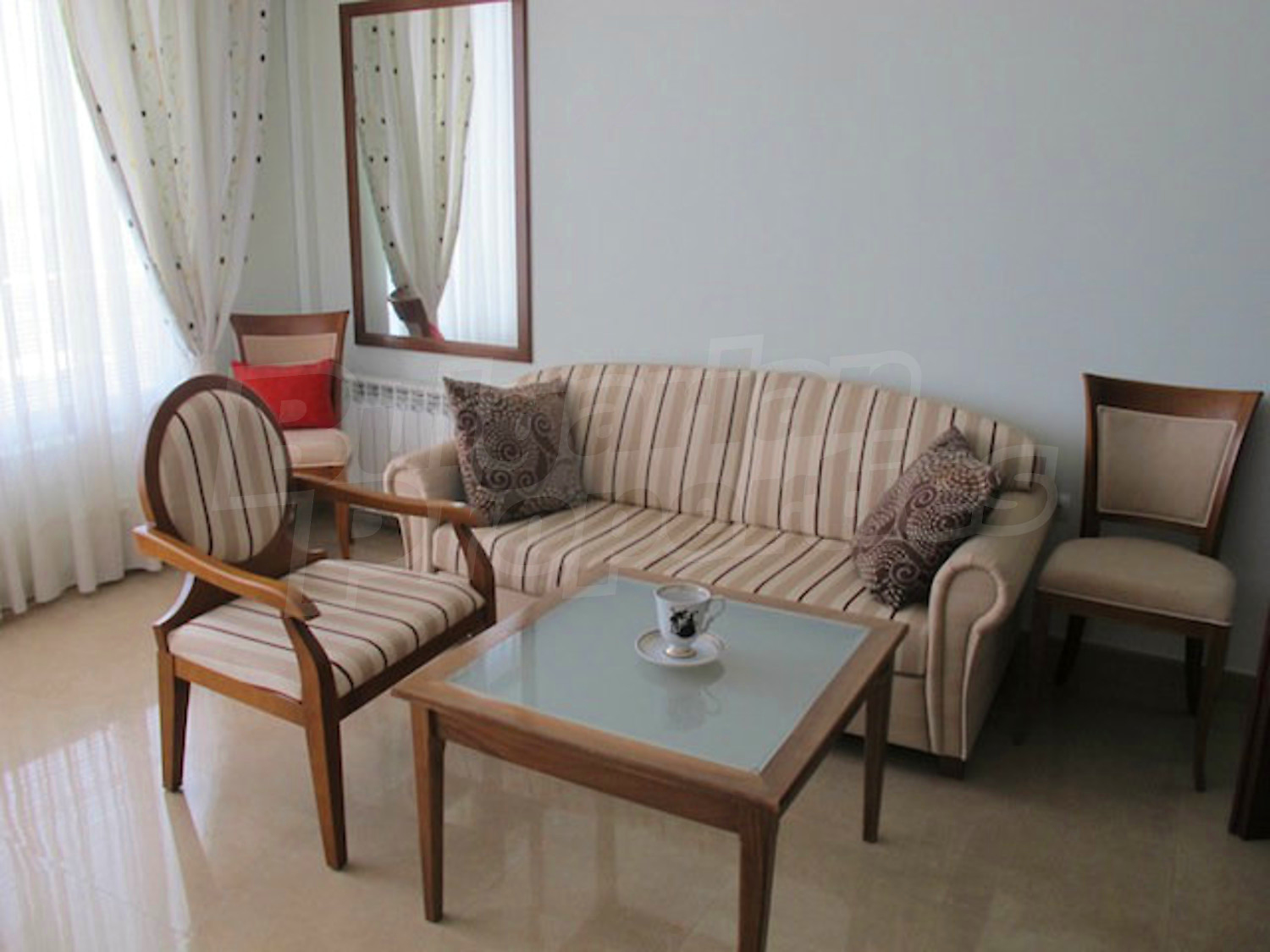 Gallery Picture 4