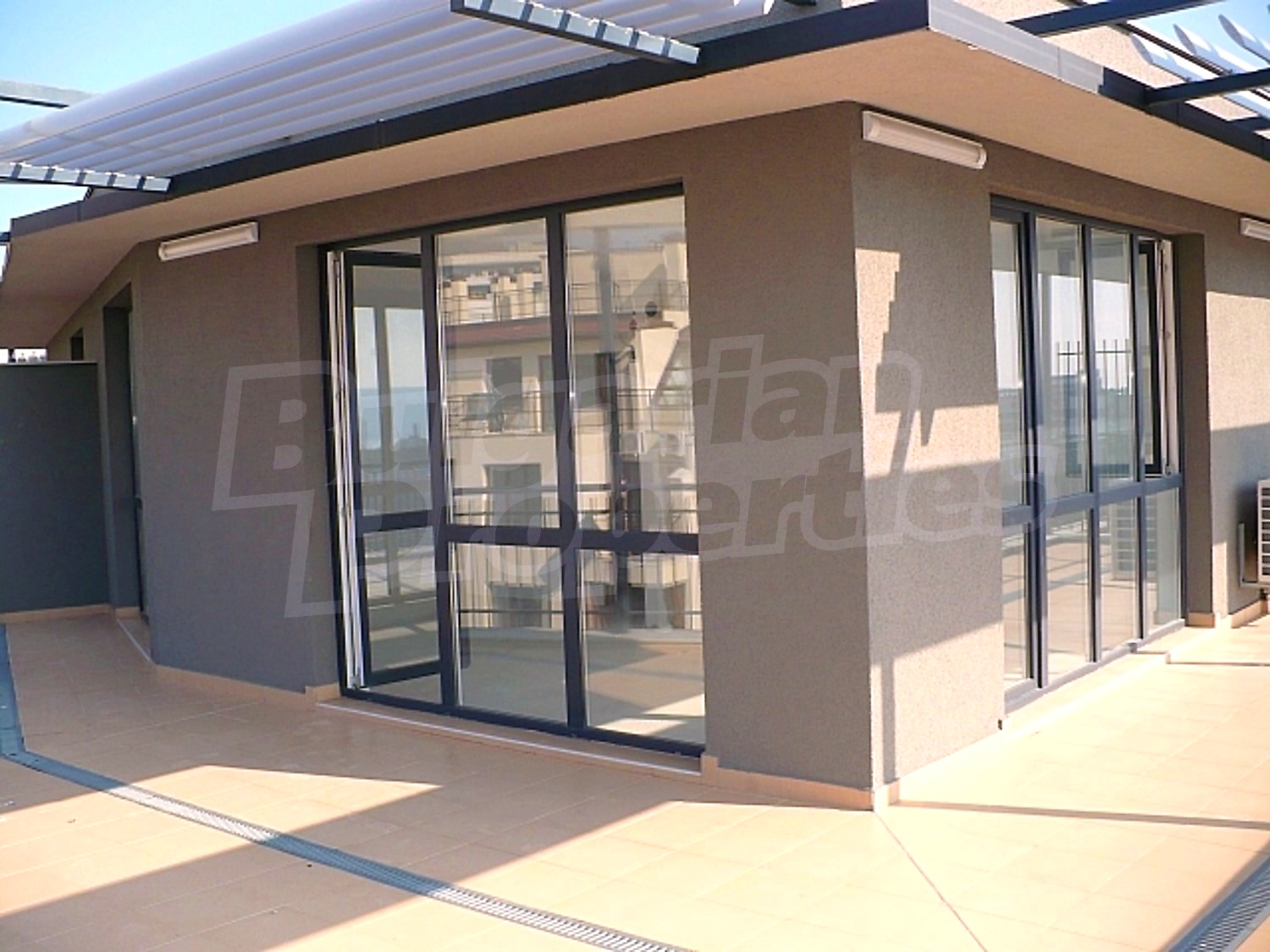 Gallery Picture 7