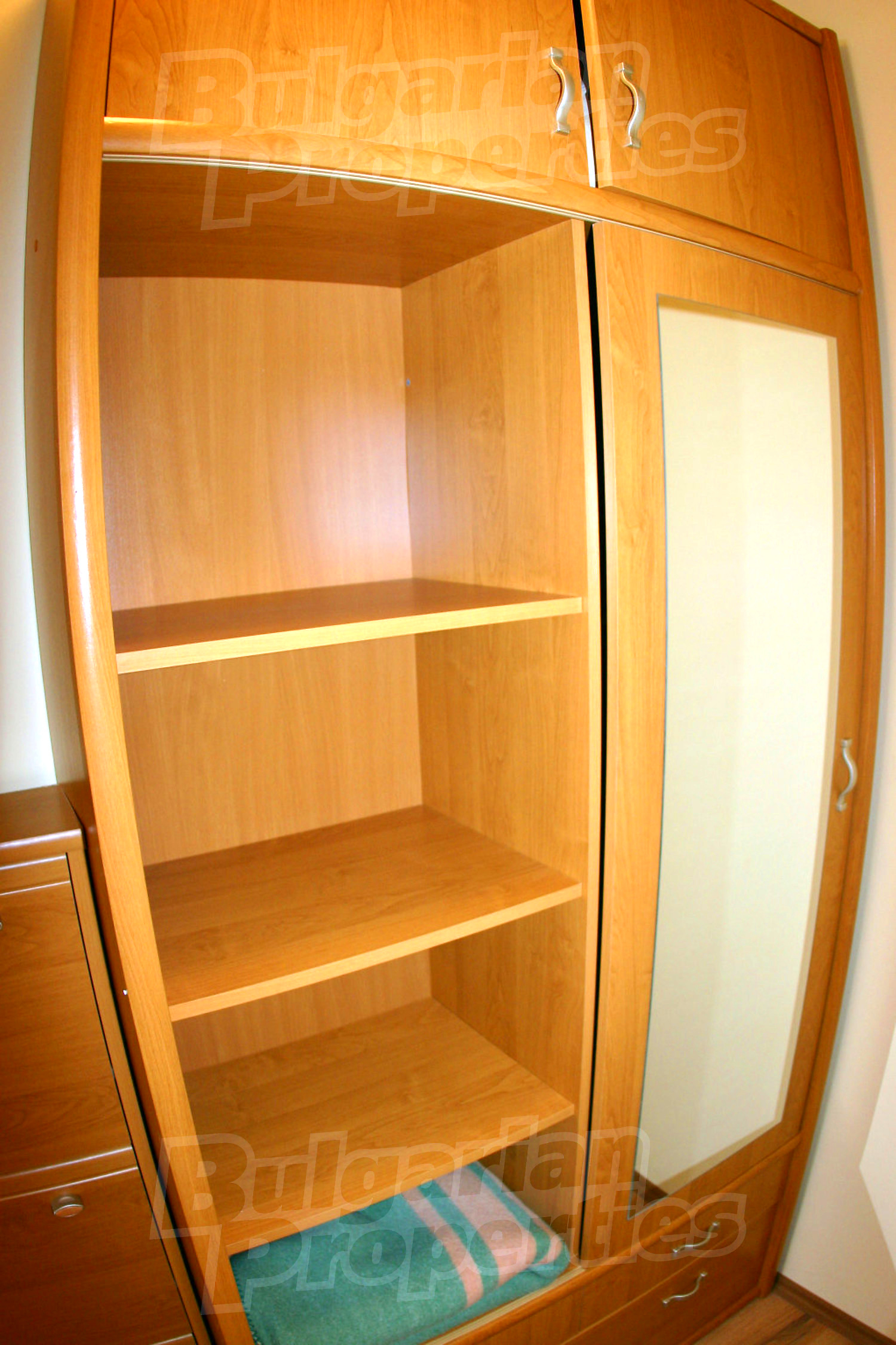 Gallery Picture 10