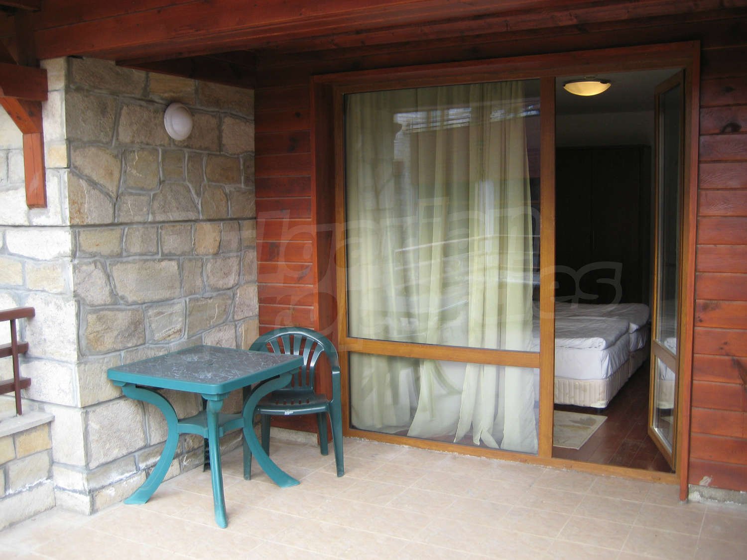 Gallery Picture 16
