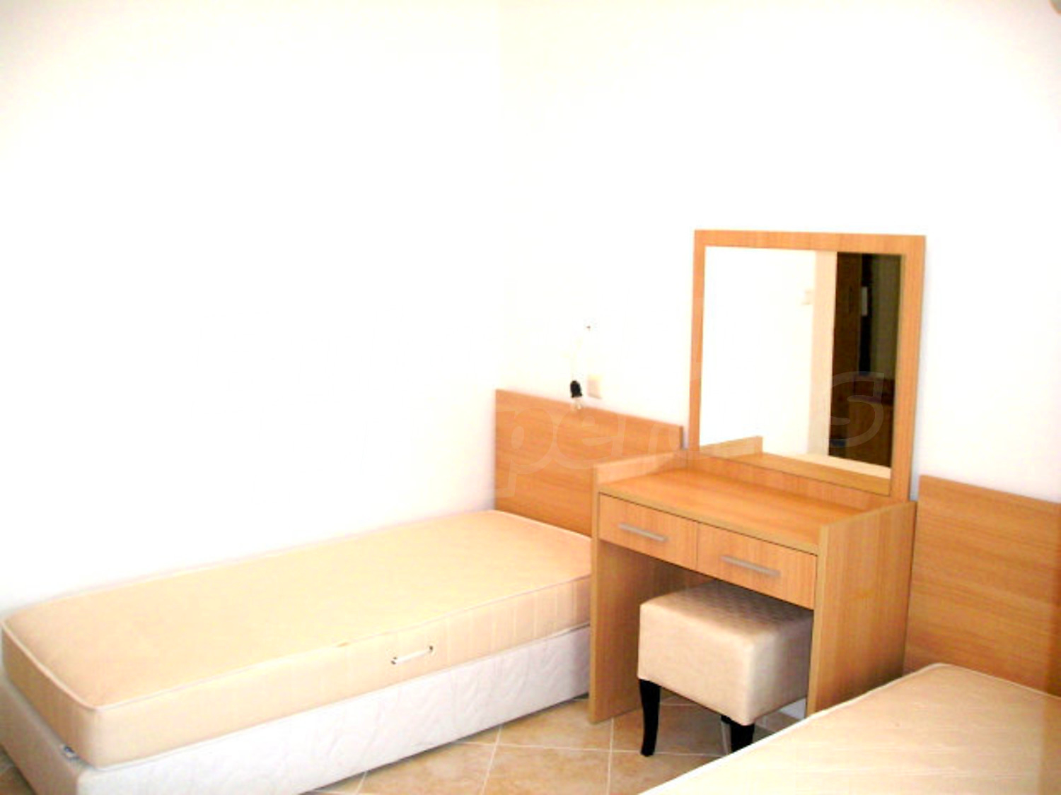 Gallery Picture 10