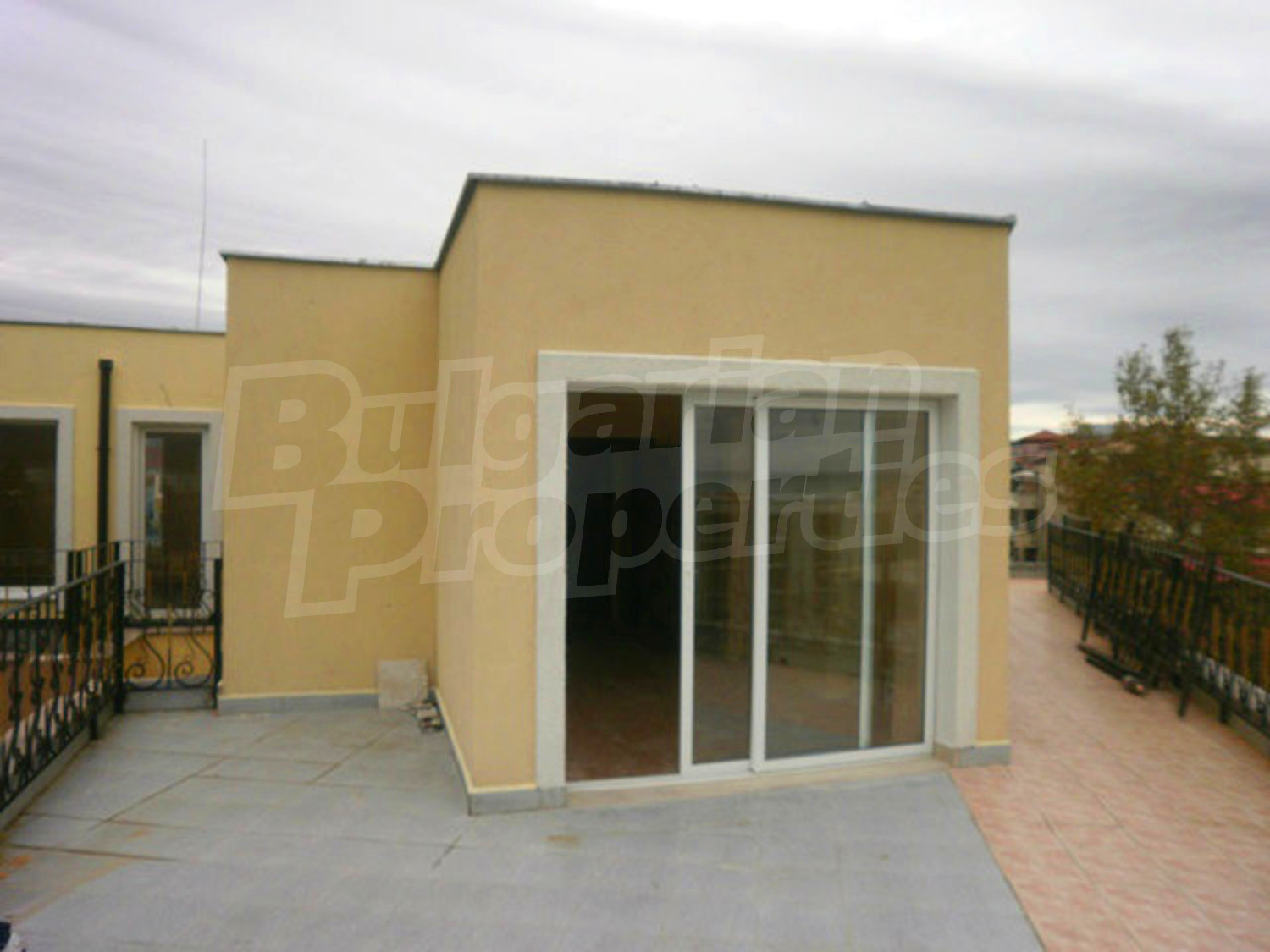 Gallery Picture 21