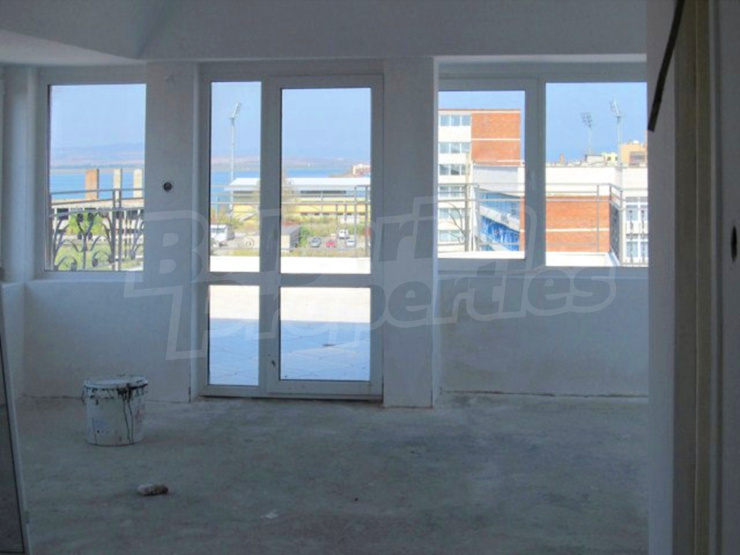 Gallery Picture 11