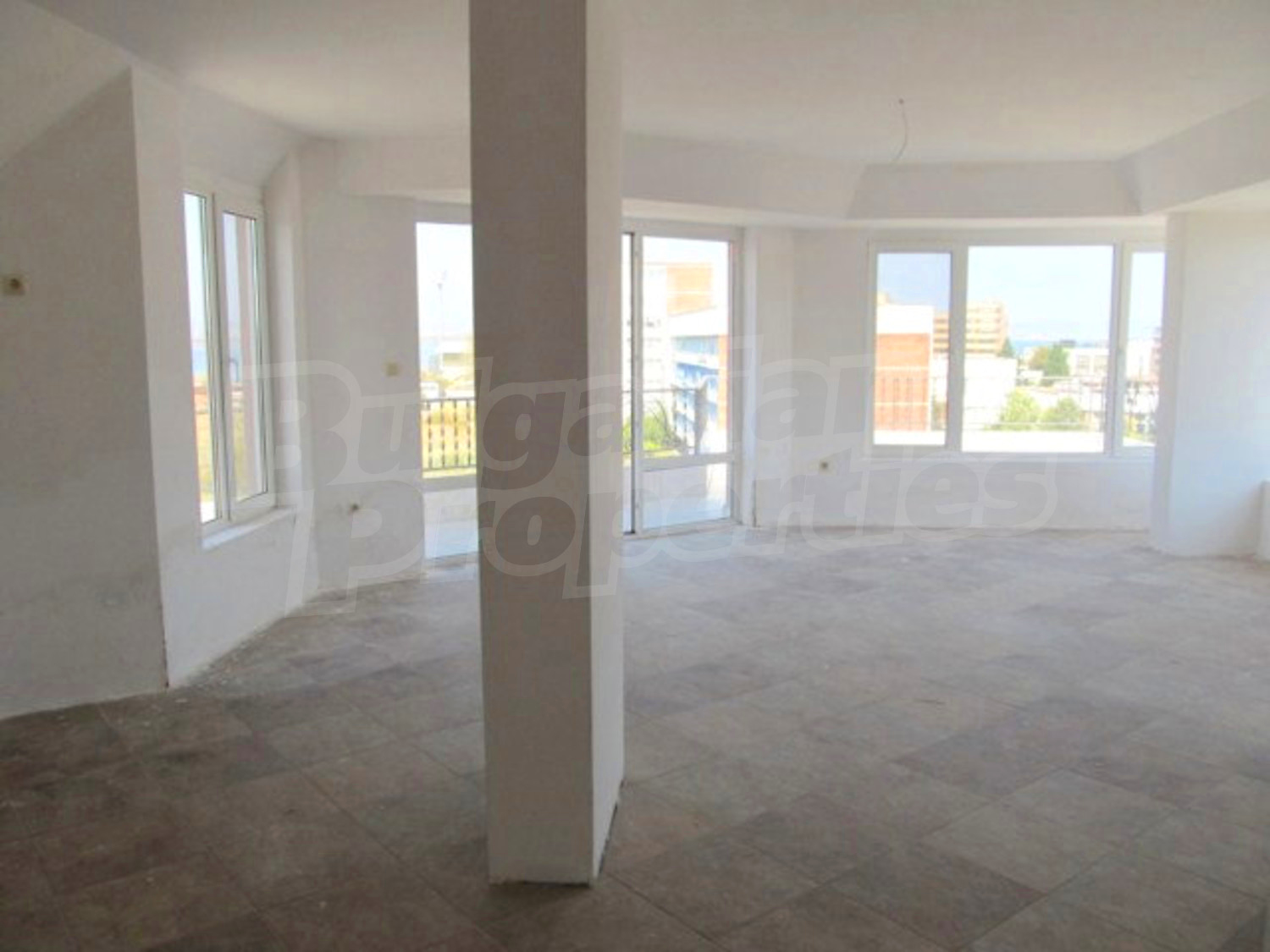 Gallery Picture 23