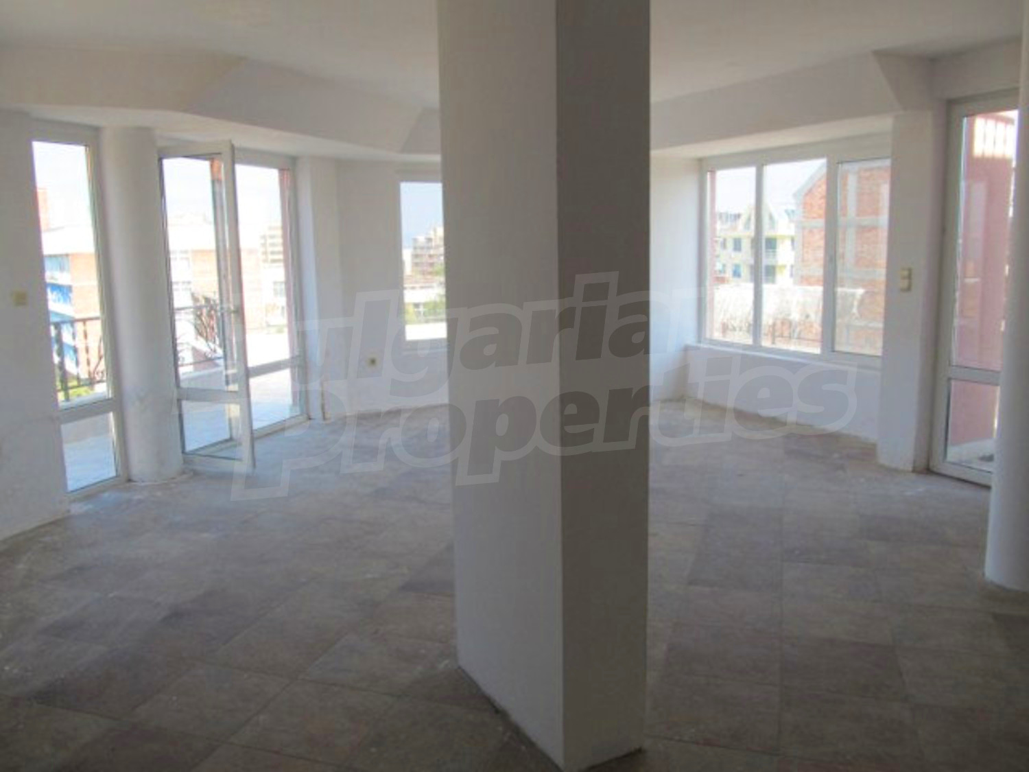 Gallery Picture 24