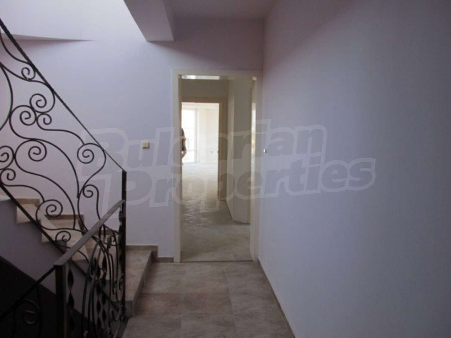 Gallery Picture 5