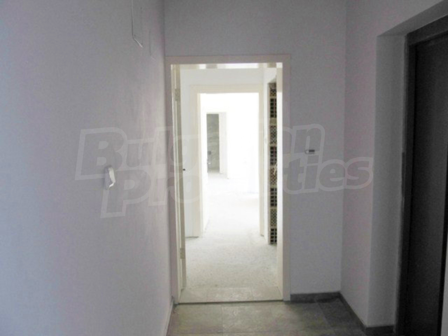 Gallery Picture 6