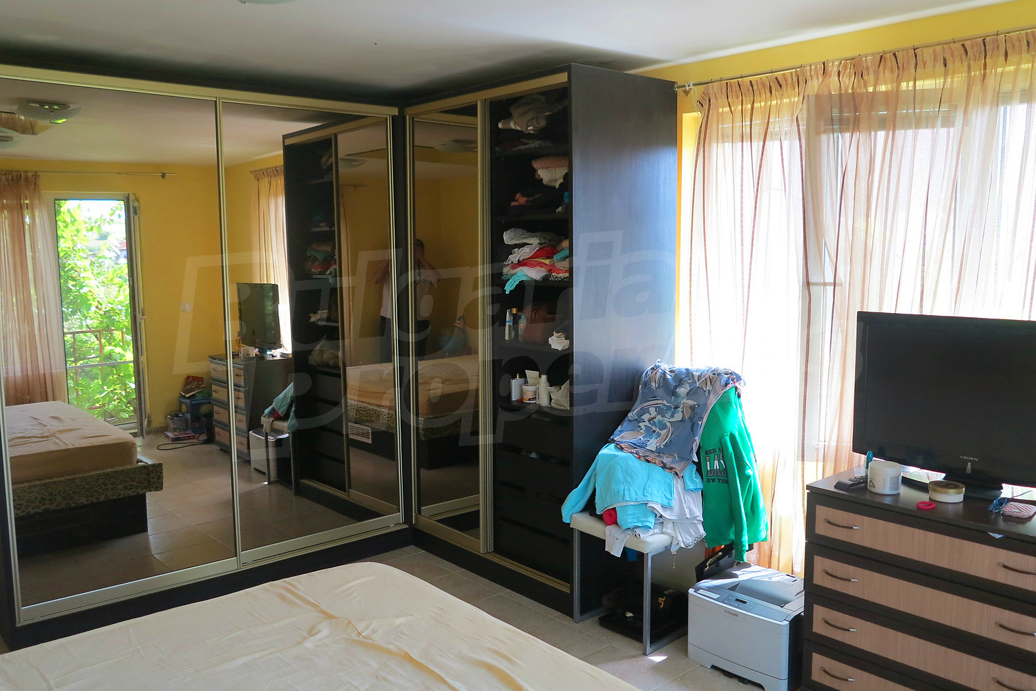 Gallery Picture 16