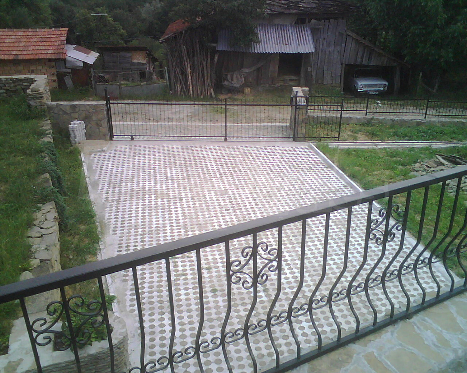 Gallery Picture 12