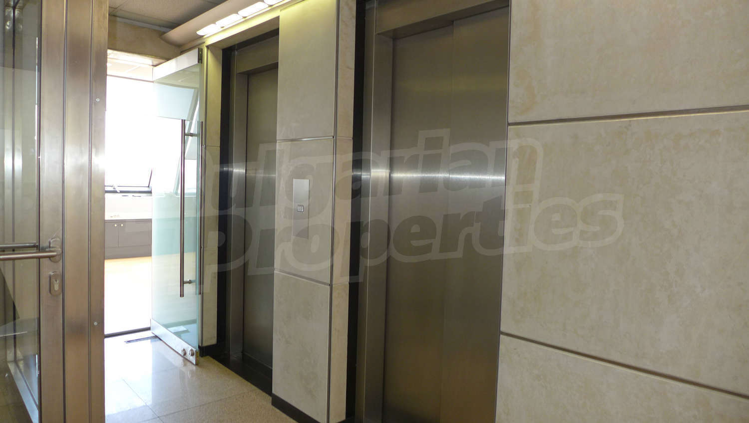 Gallery Picture 12