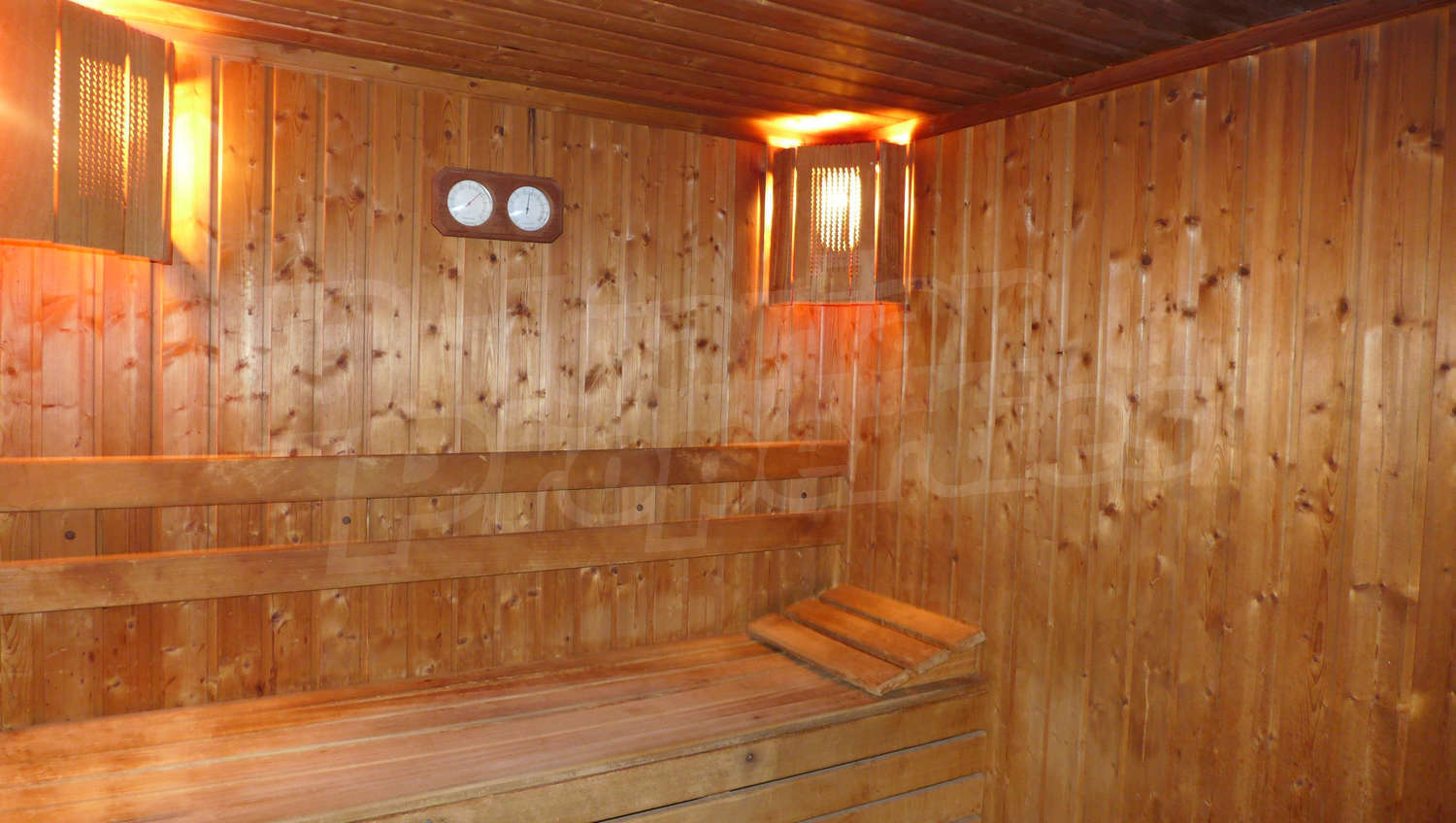 Gallery Picture 35