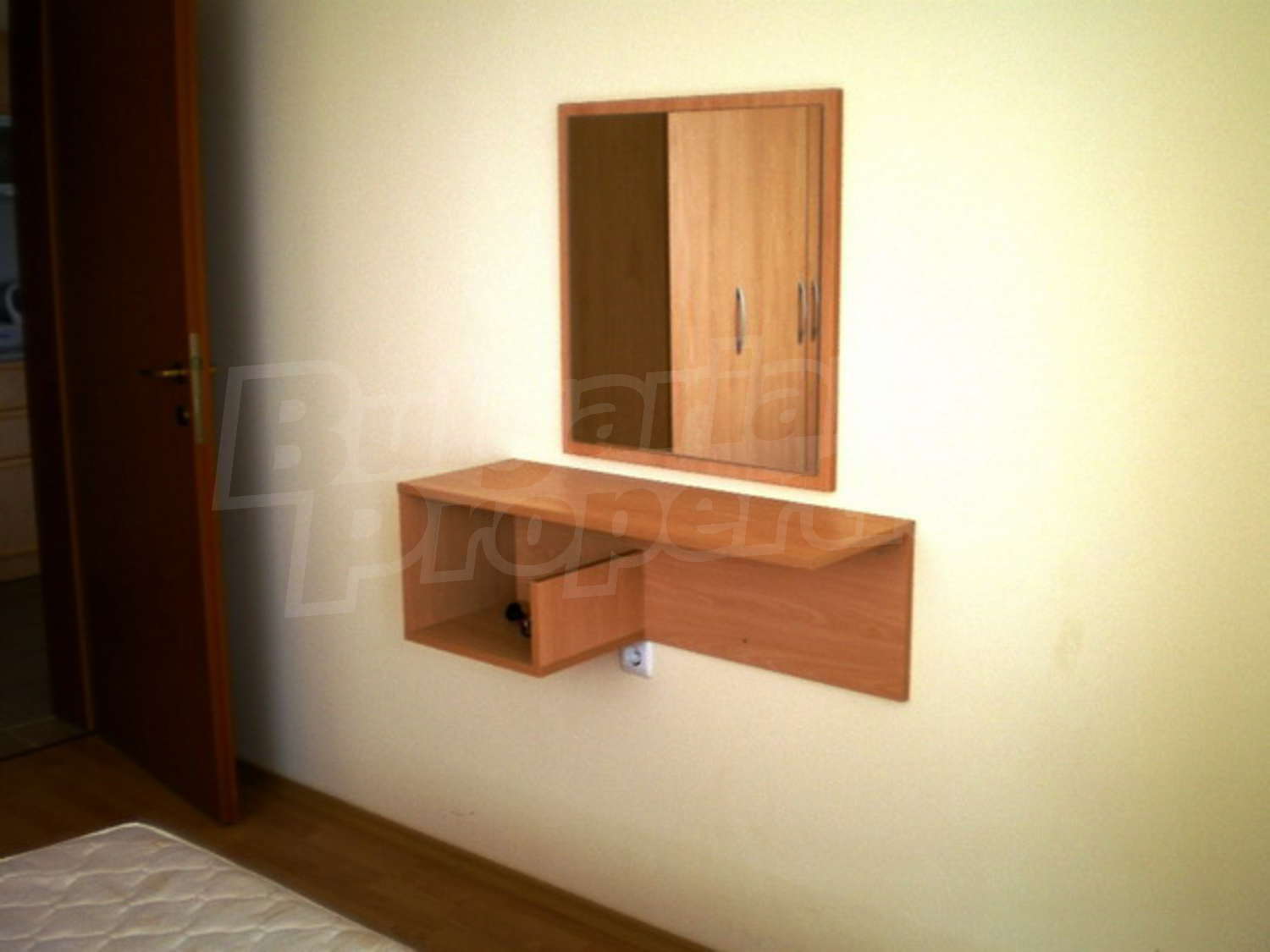 Gallery Picture 13
