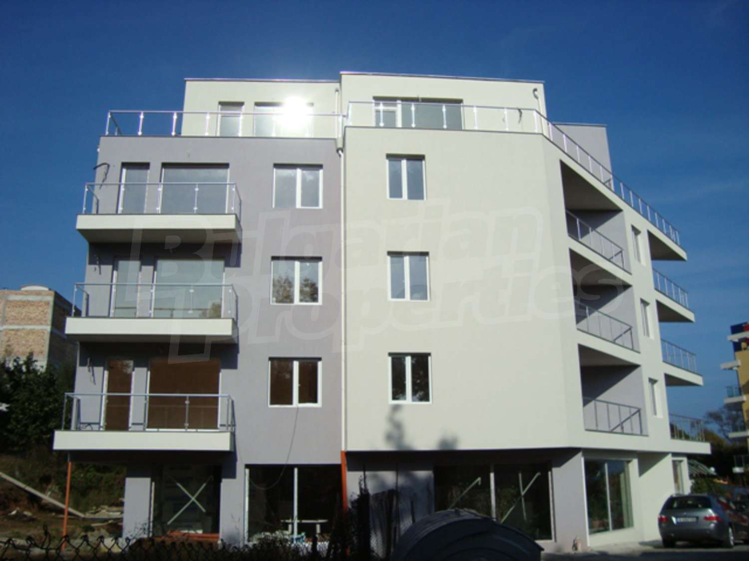 Gallery Picture 3