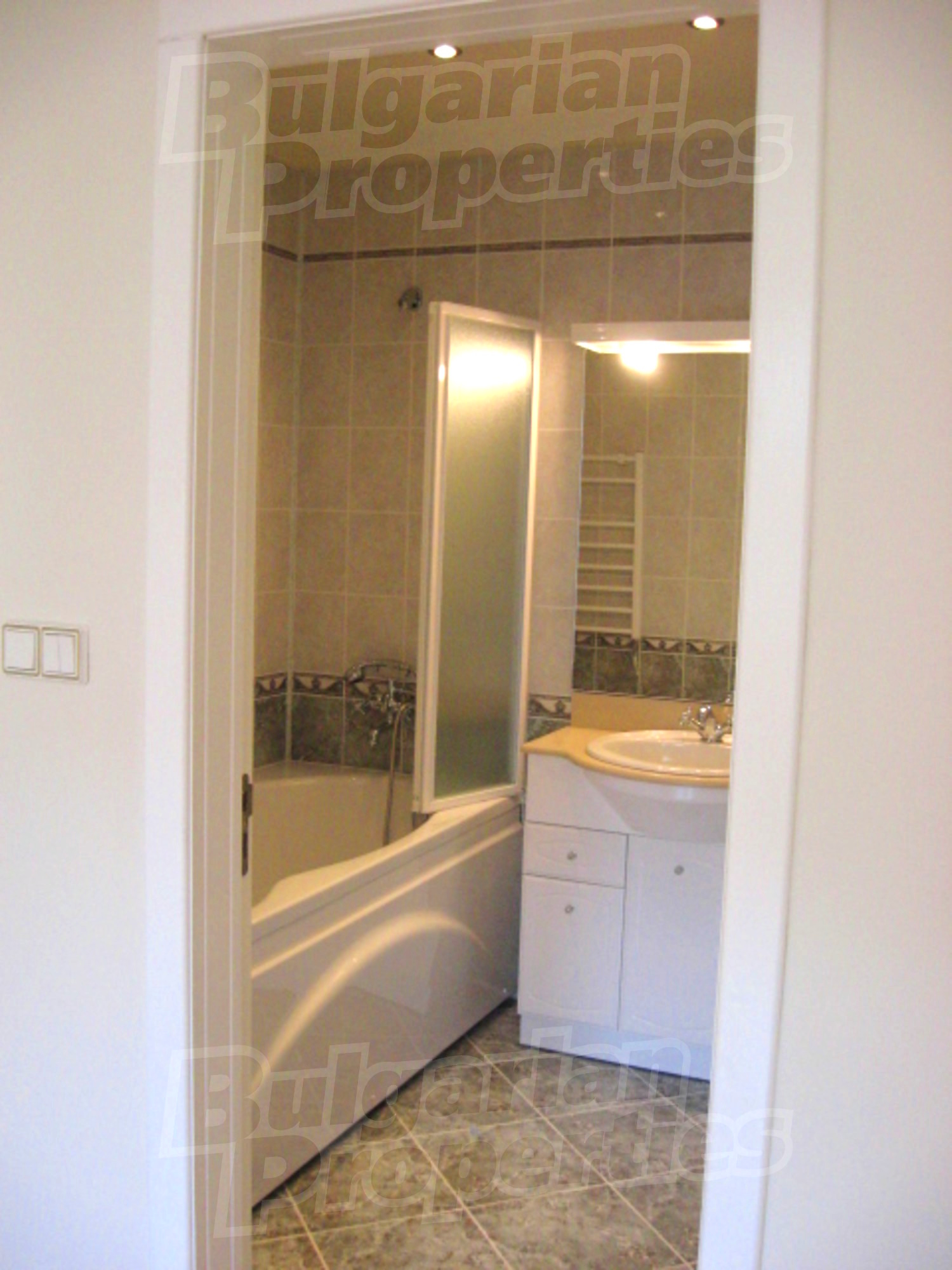 Gallery Picture 6