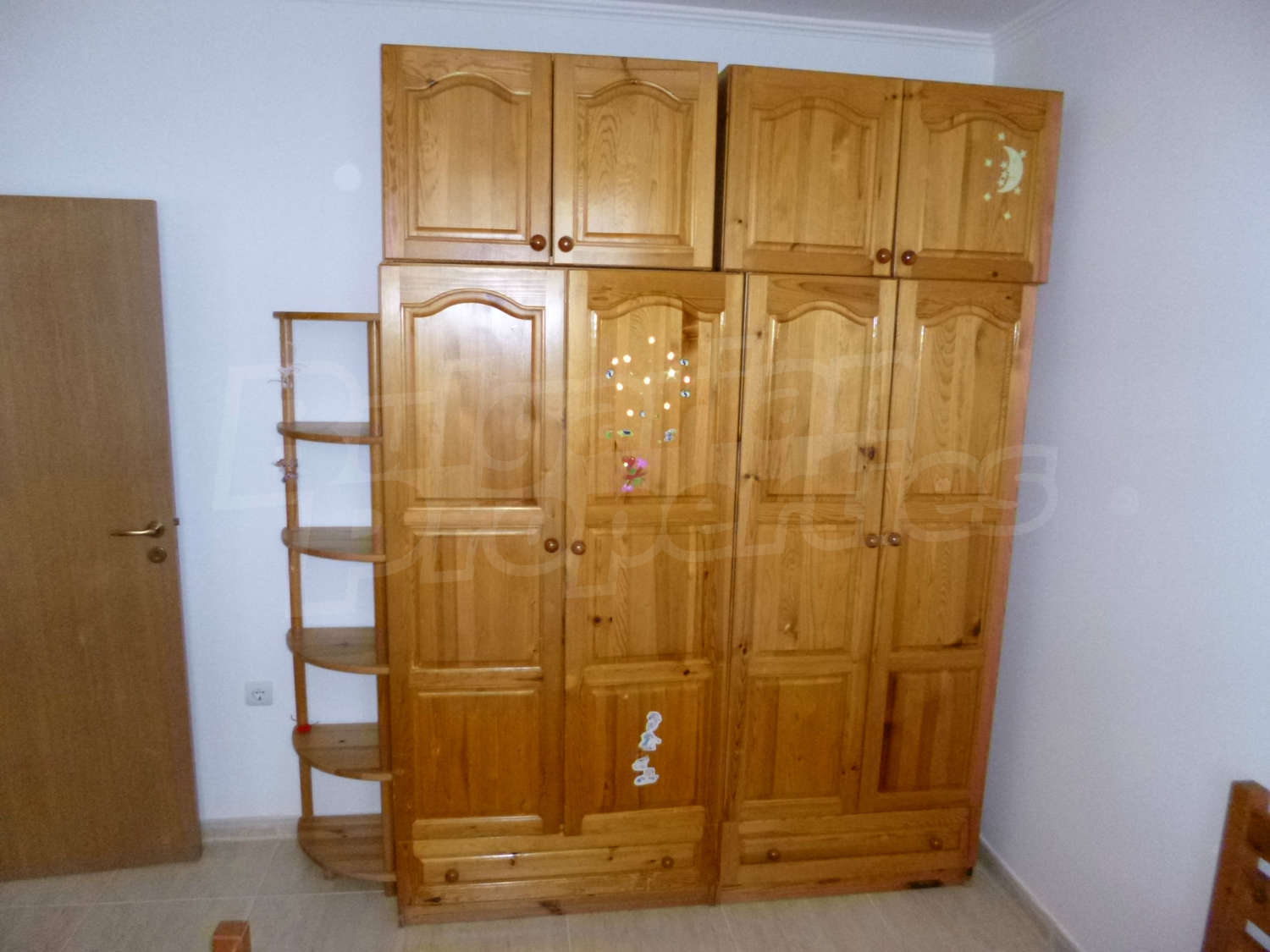 Gallery Picture 8