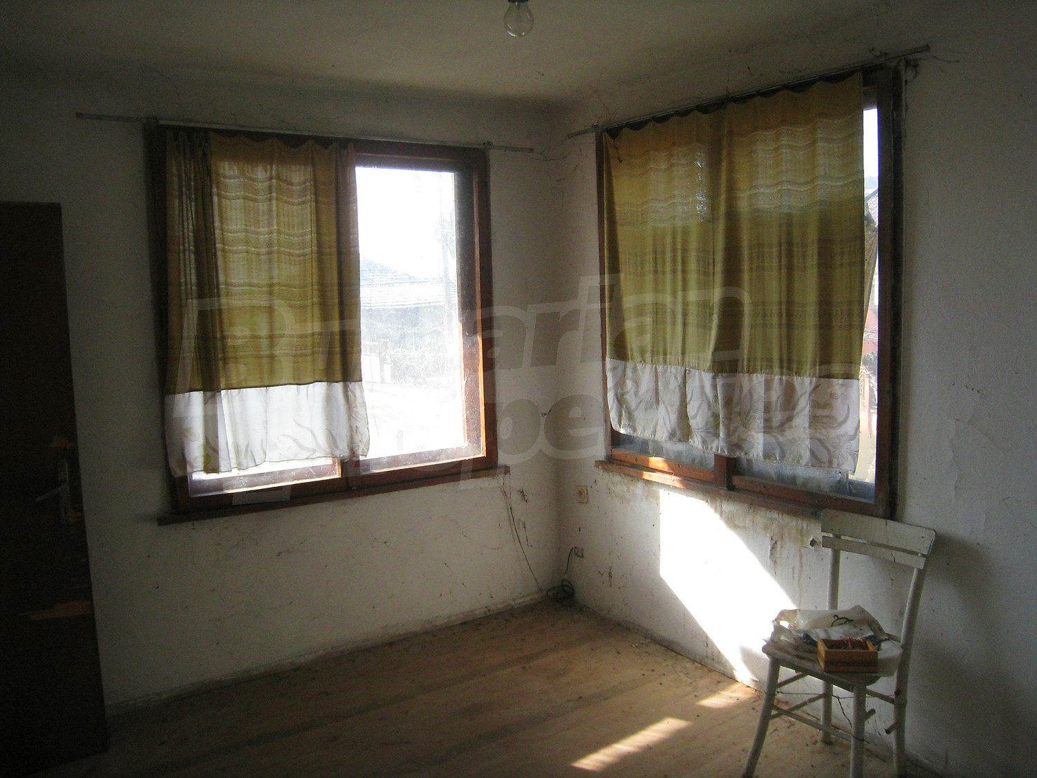 Gallery Picture 13