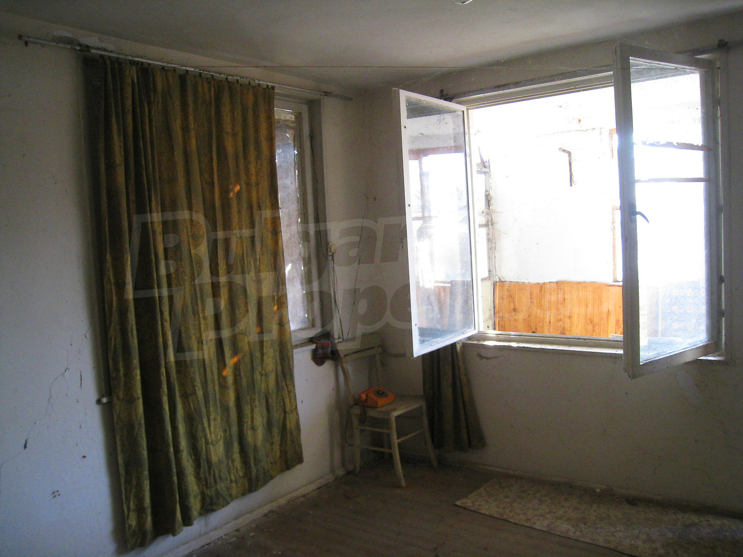 Gallery Picture 25