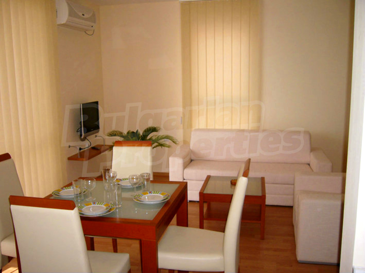 Gallery Picture 37