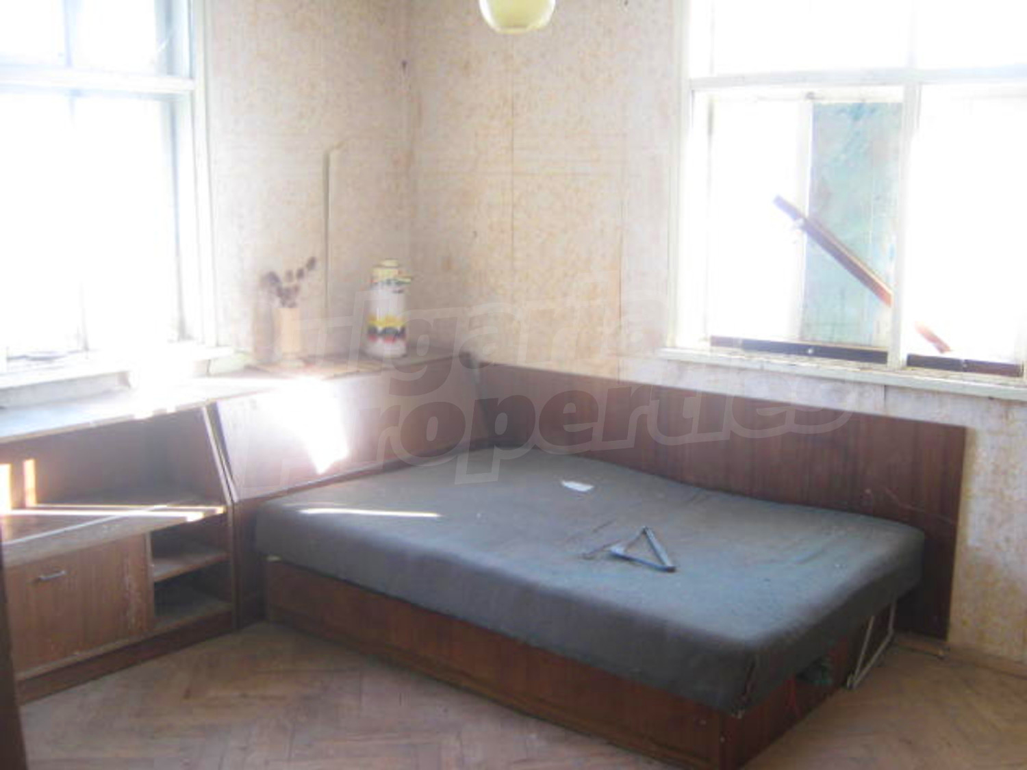 Gallery Picture 10
