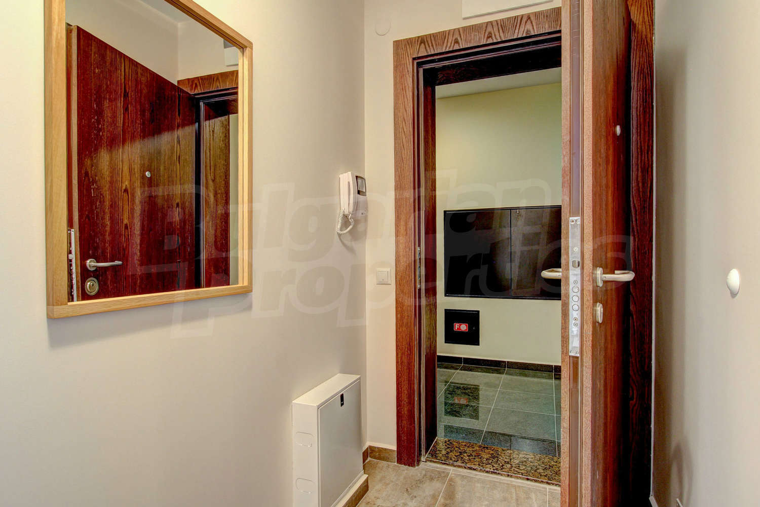 Gallery Picture 12