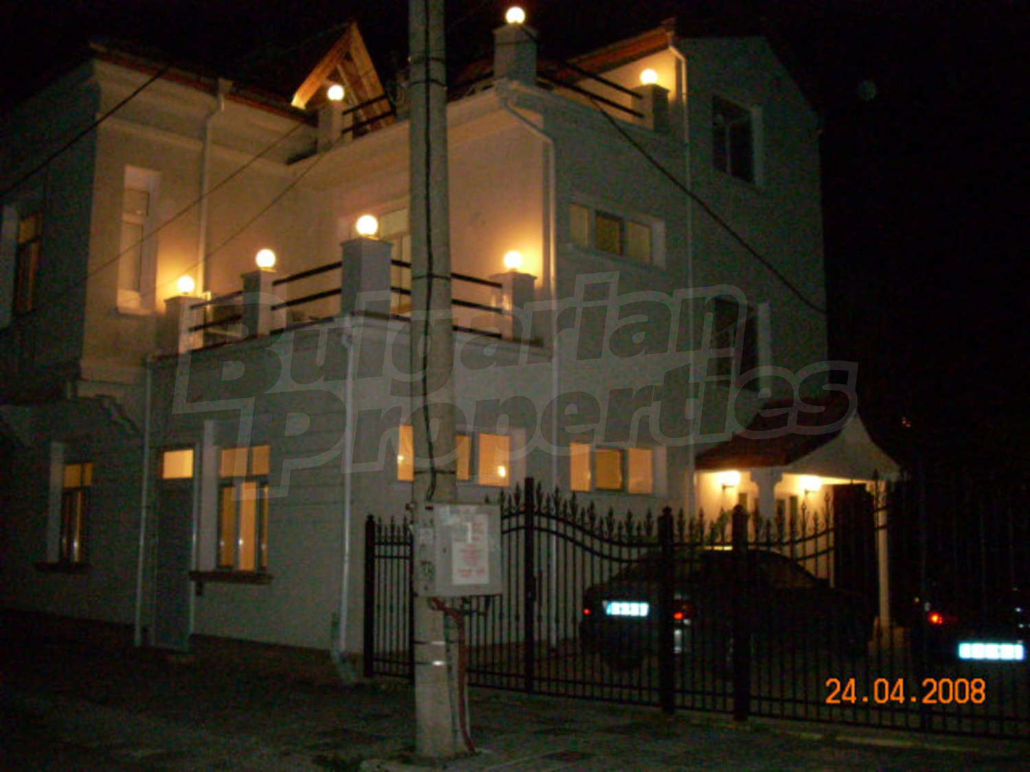 Gallery Picture 16