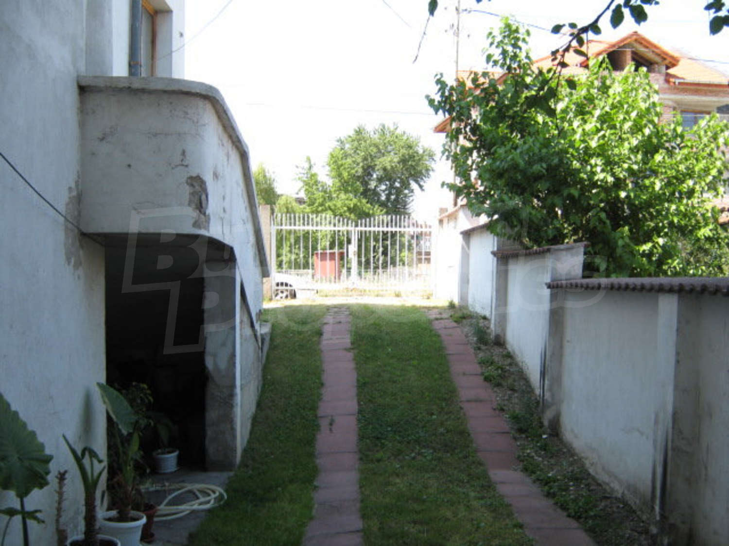 Gallery Picture 10